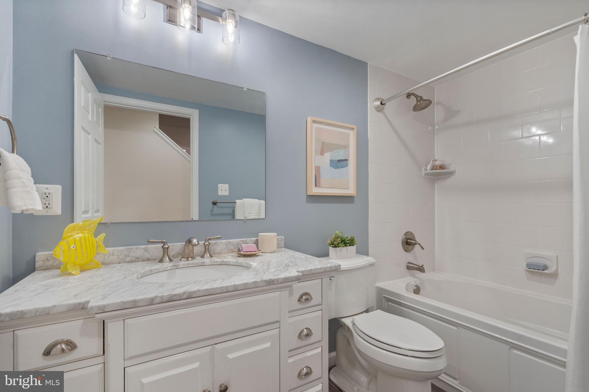 ASHTON HEIGHTS - Residential