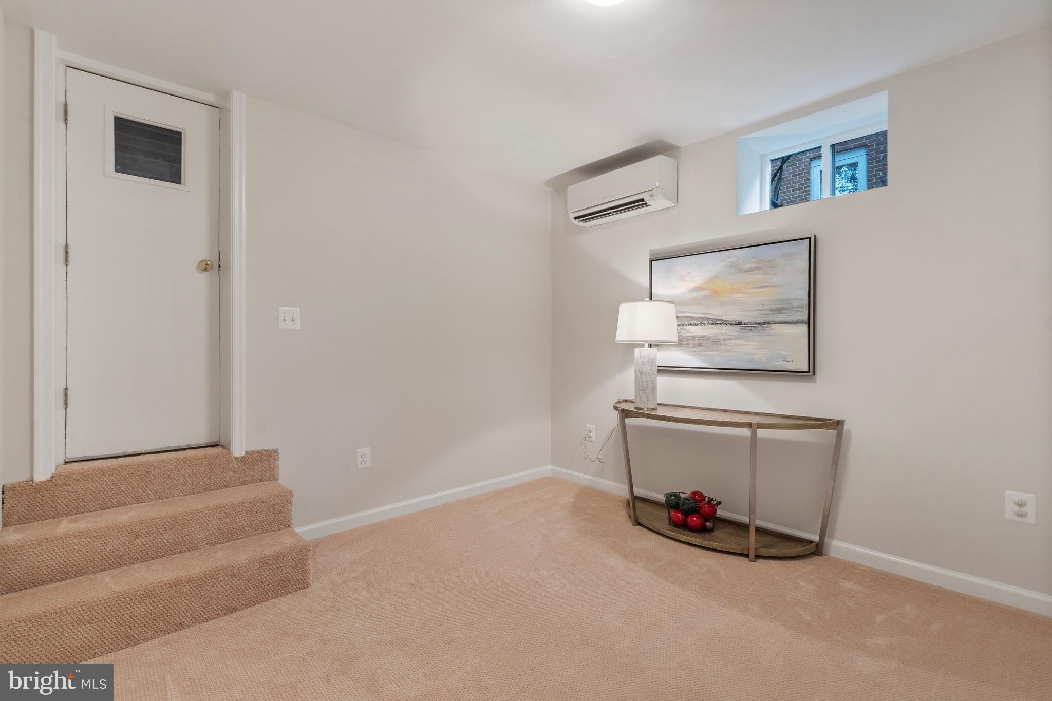 ASHTON HEIGHTS - Residential