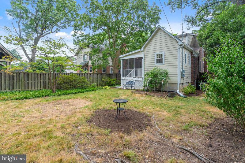 ASHTON HEIGHTS - Residential