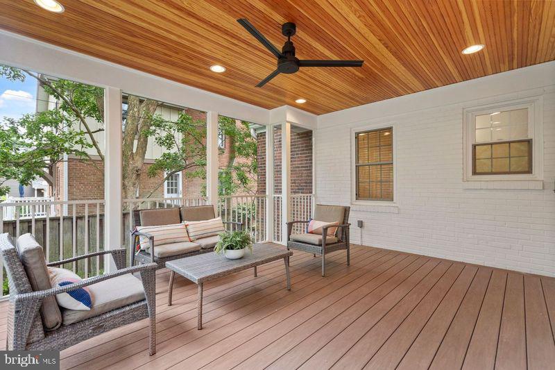 ASHTON HEIGHTS - Residential