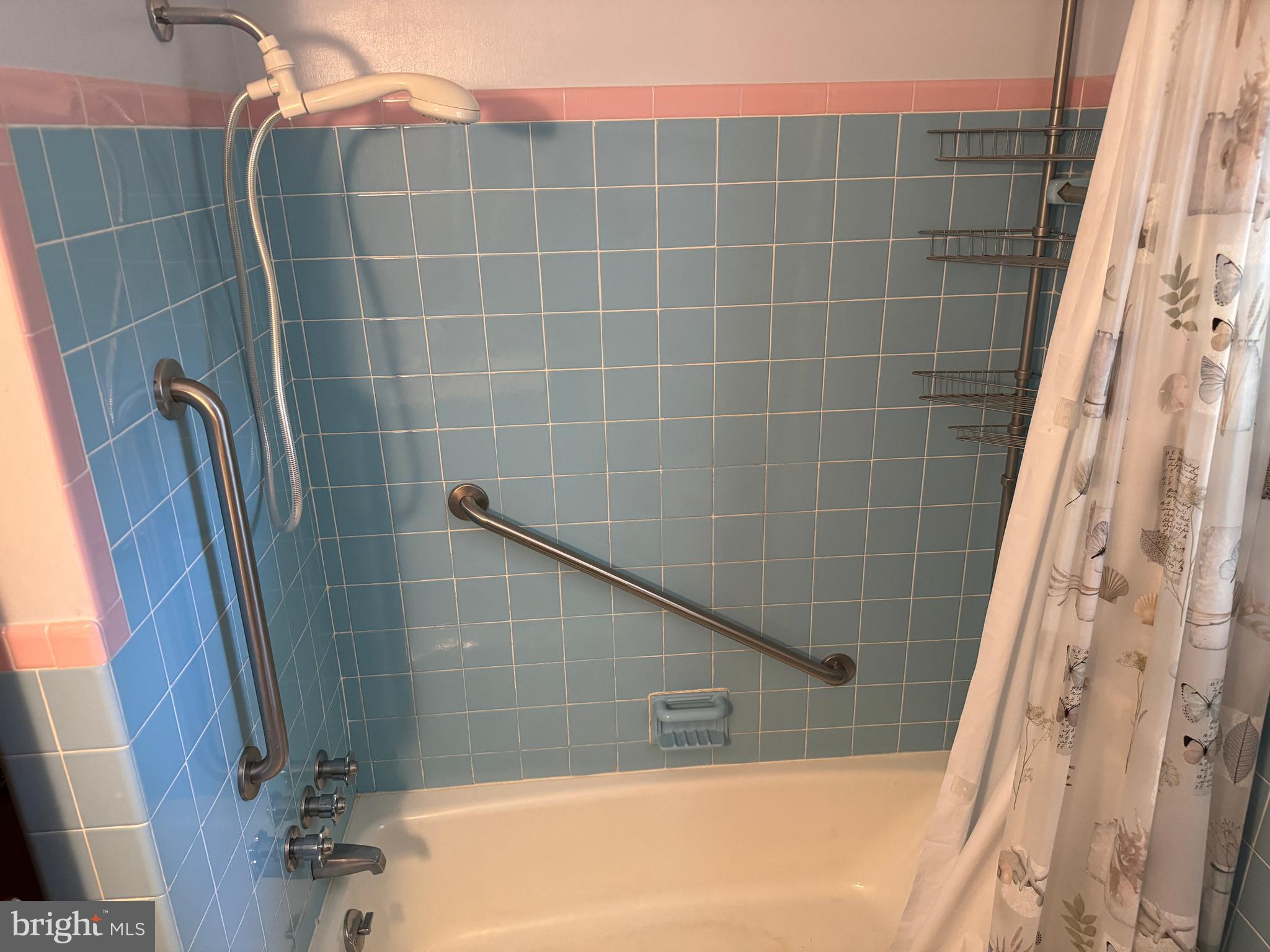 OAKWOOD - Residential