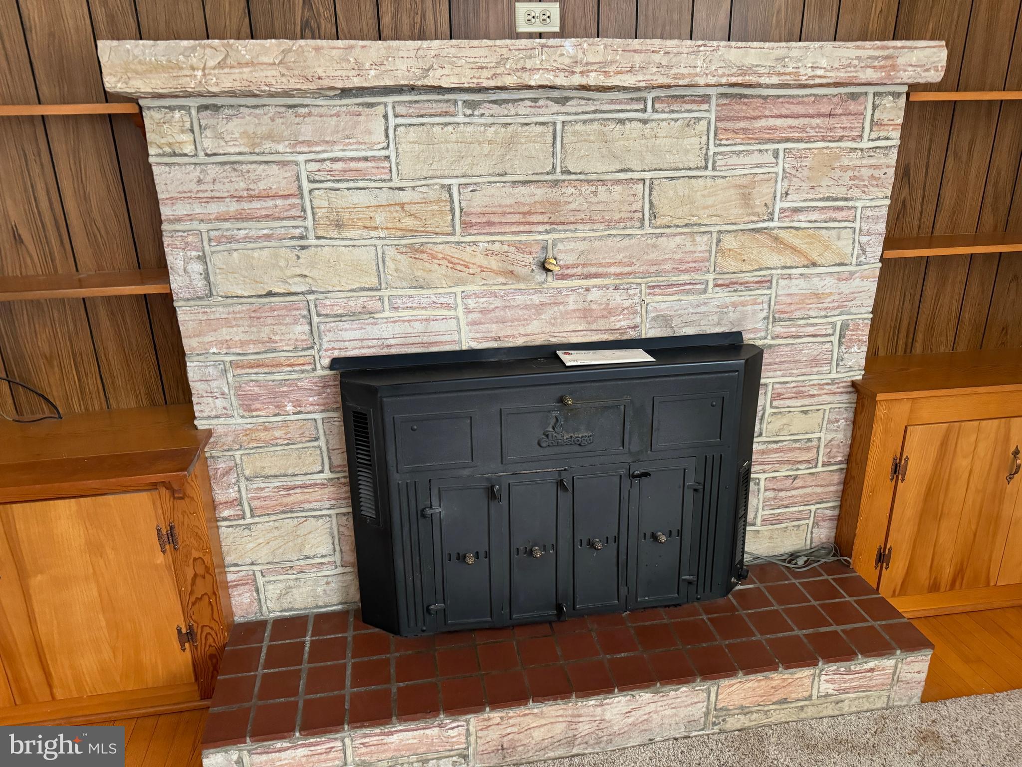 OAKWOOD - Residential