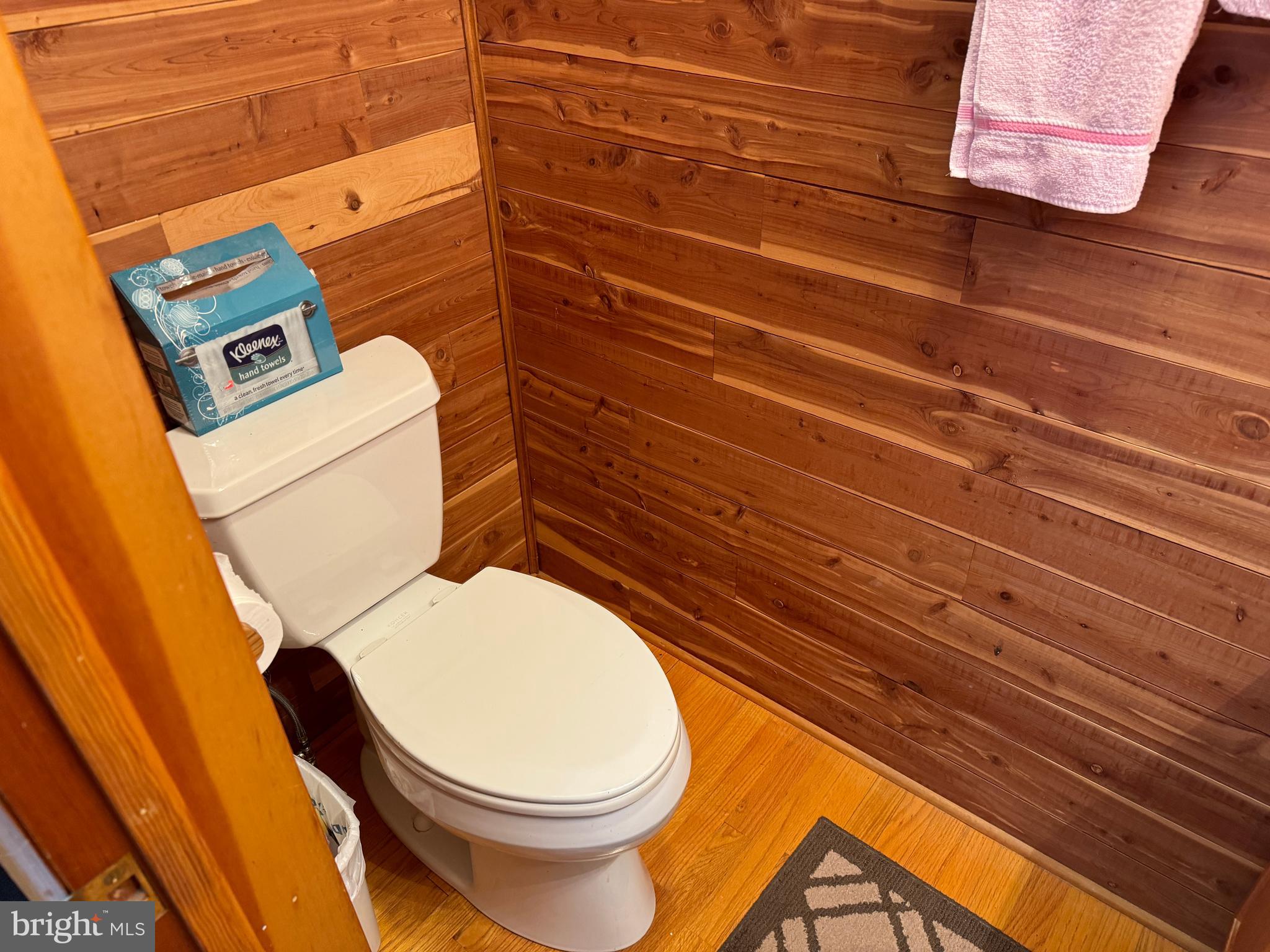 OAKWOOD - Residential