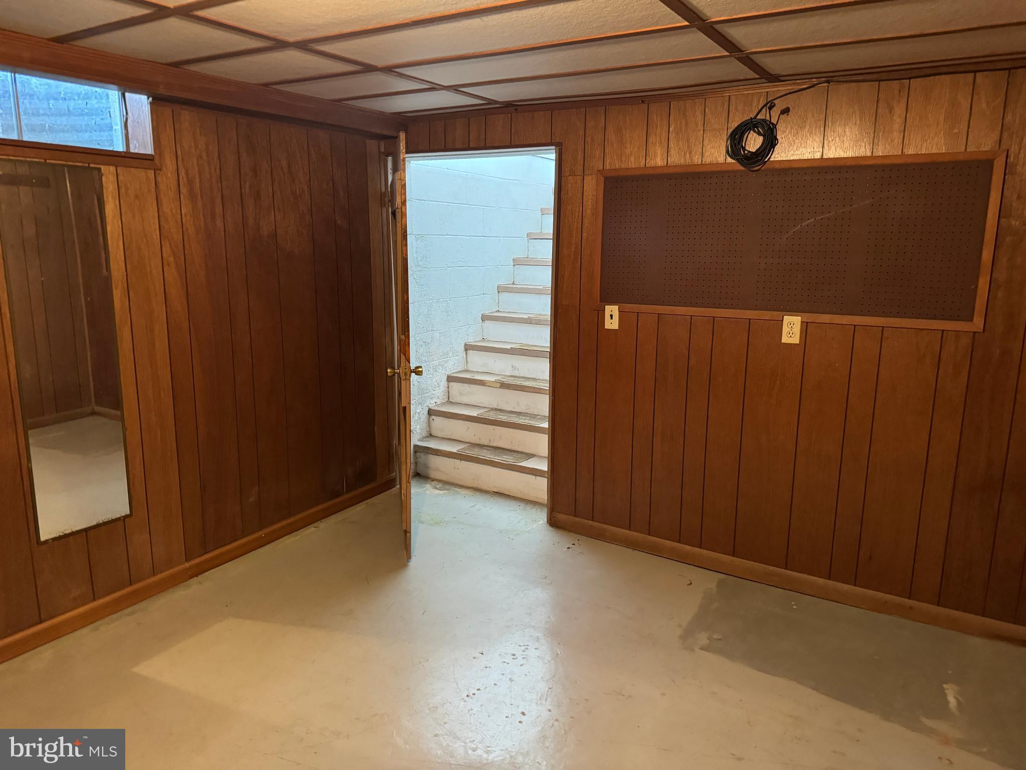 OAKWOOD - Residential