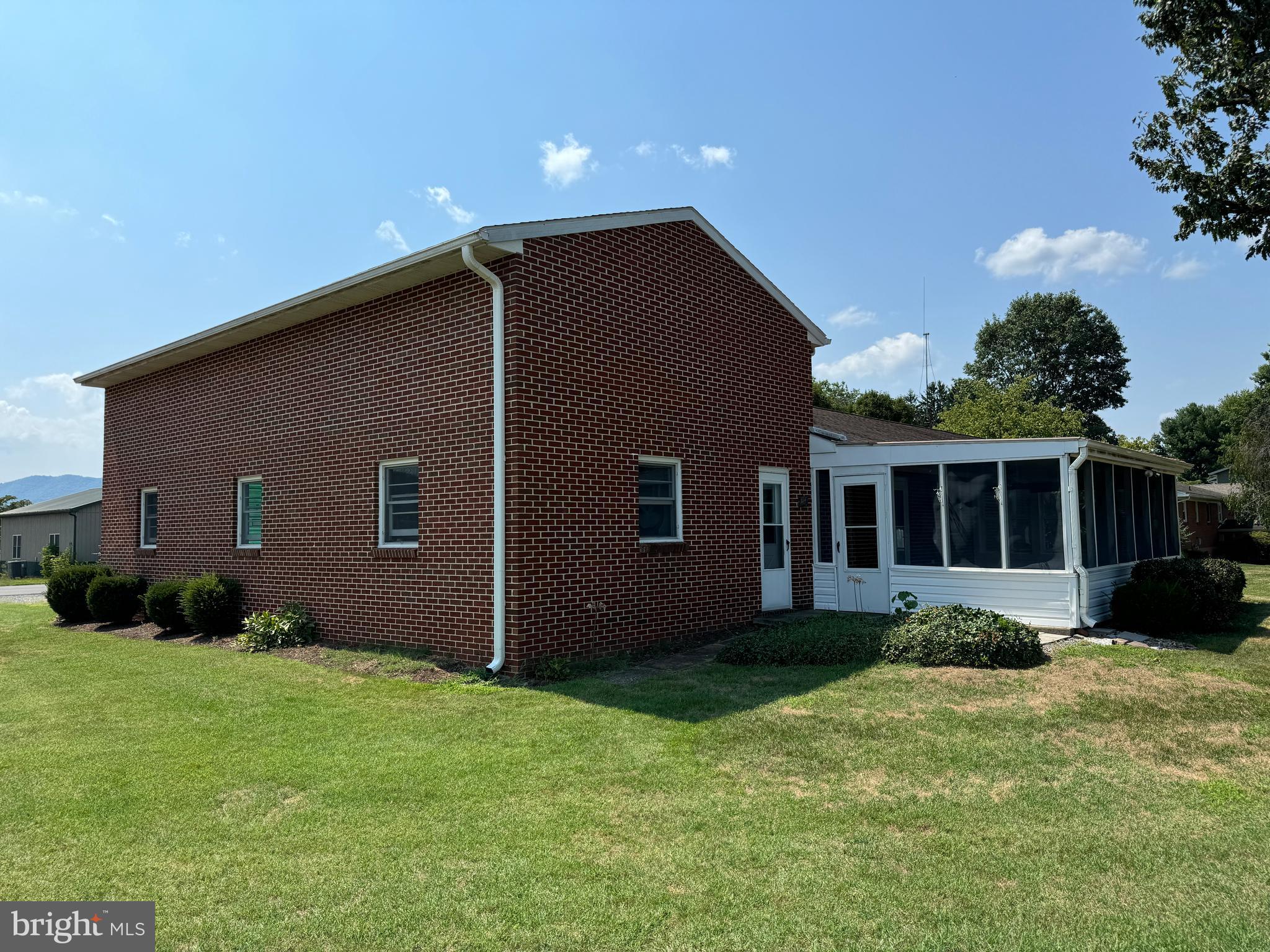 OAKWOOD - Residential