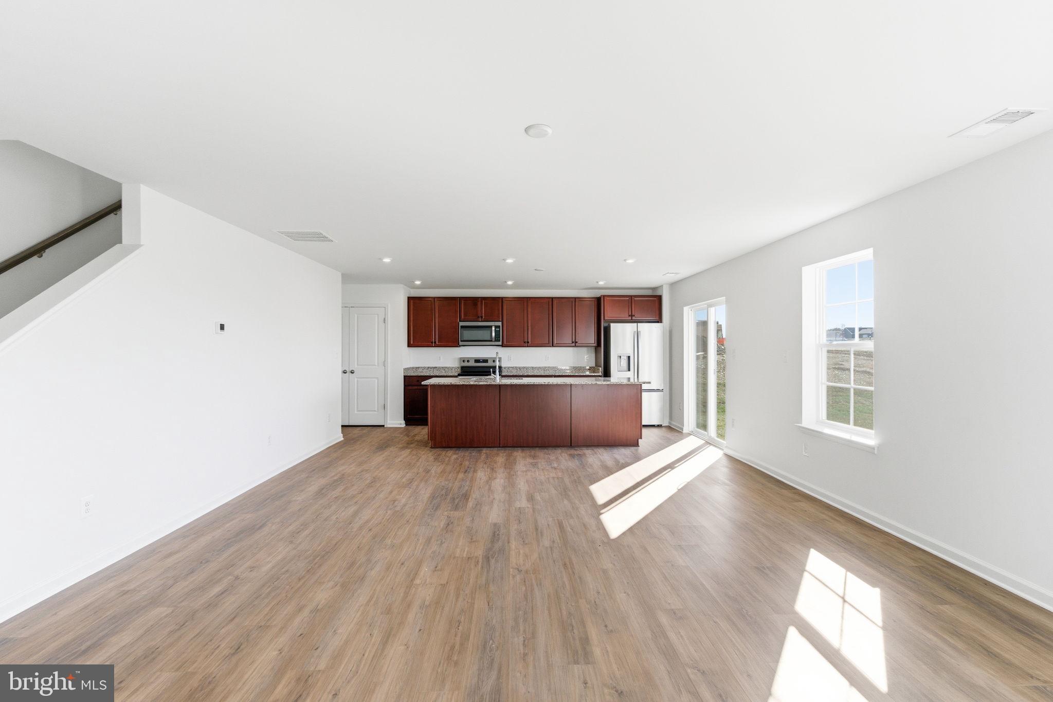 SOUTH BROOK - Residential