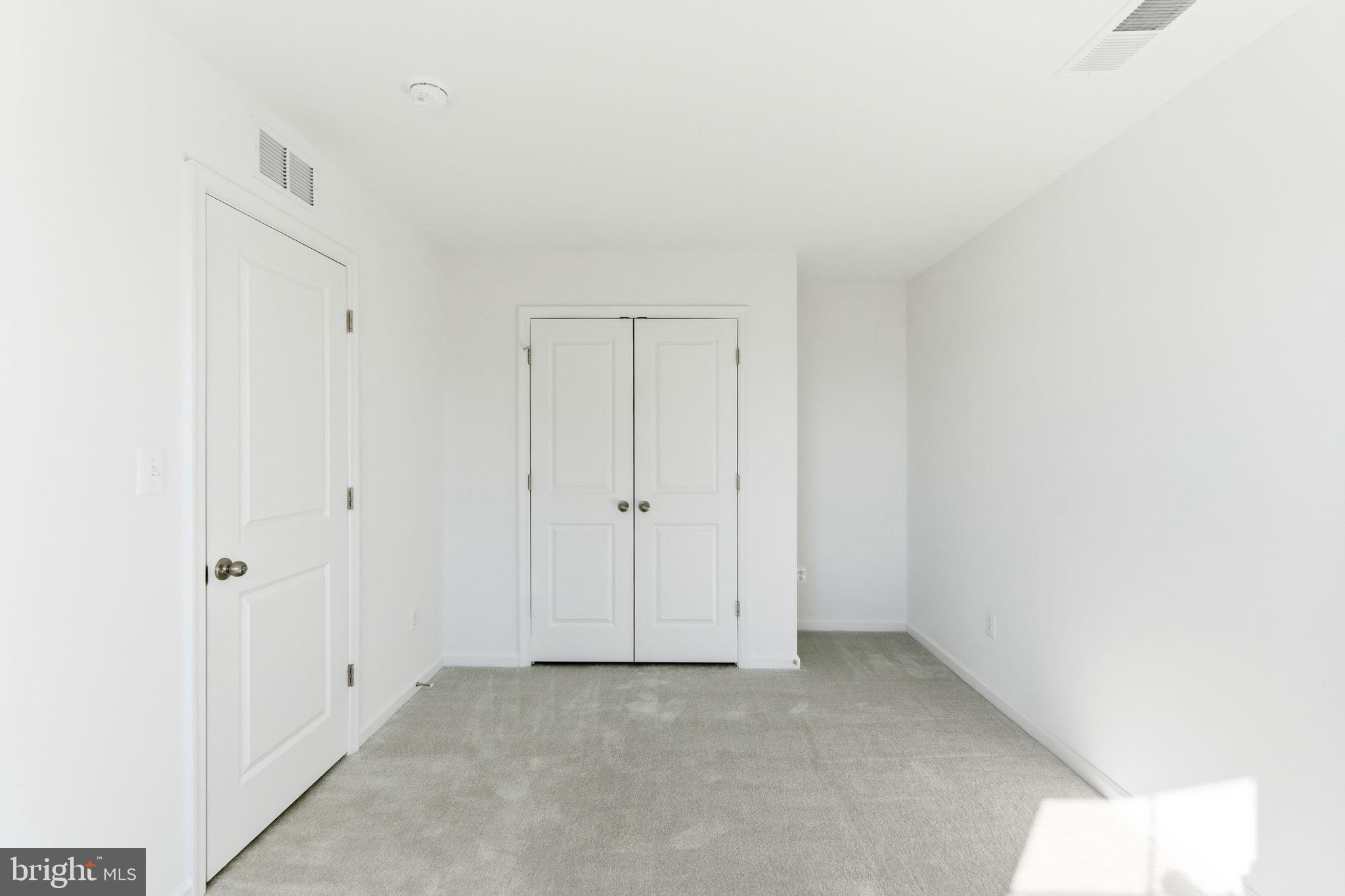 SOUTH BROOK - Residential