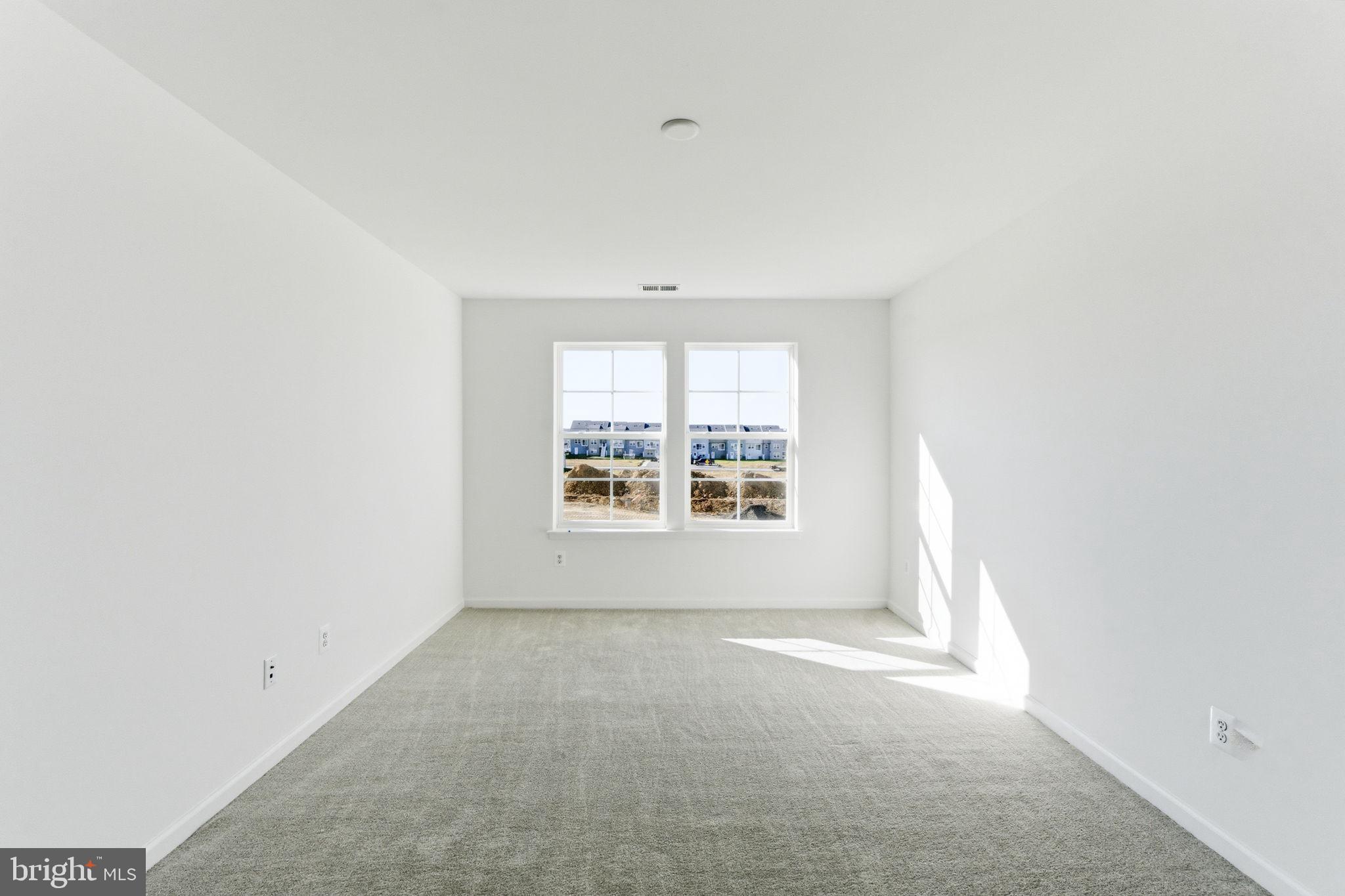 SOUTH BROOK - Residential