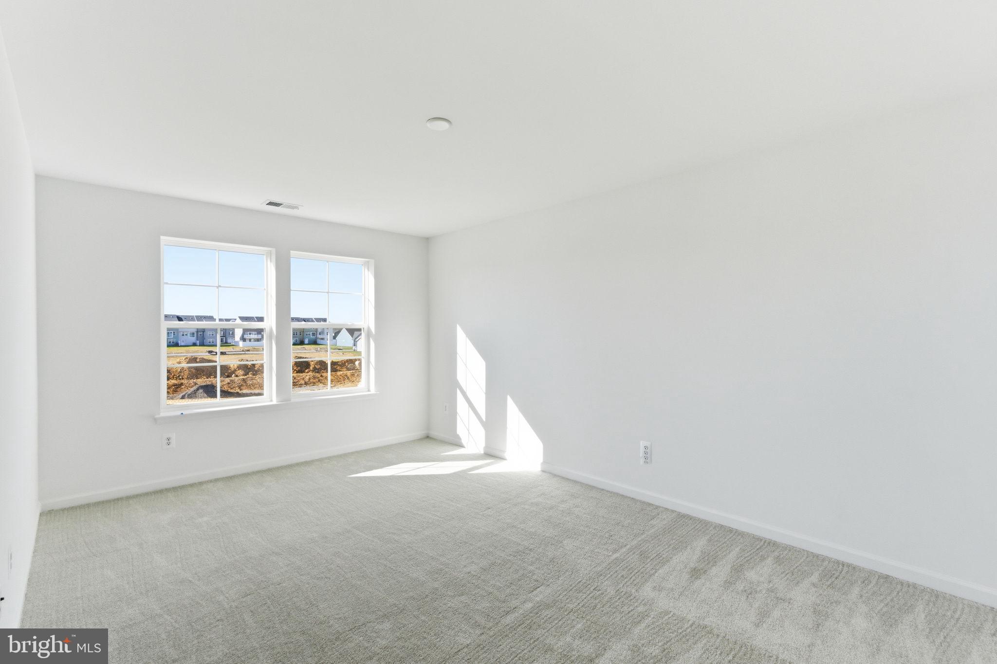 SOUTH BROOK - Residential