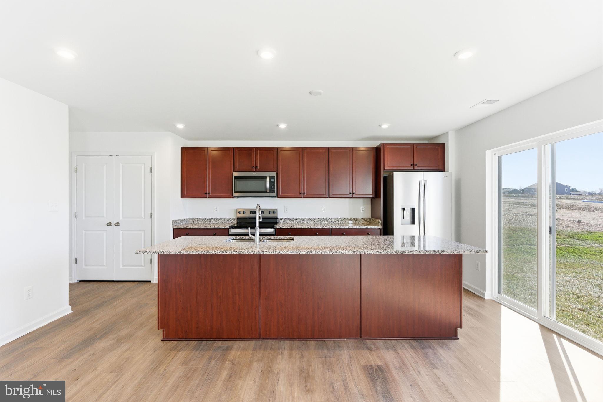 SOUTH BROOK - Residential