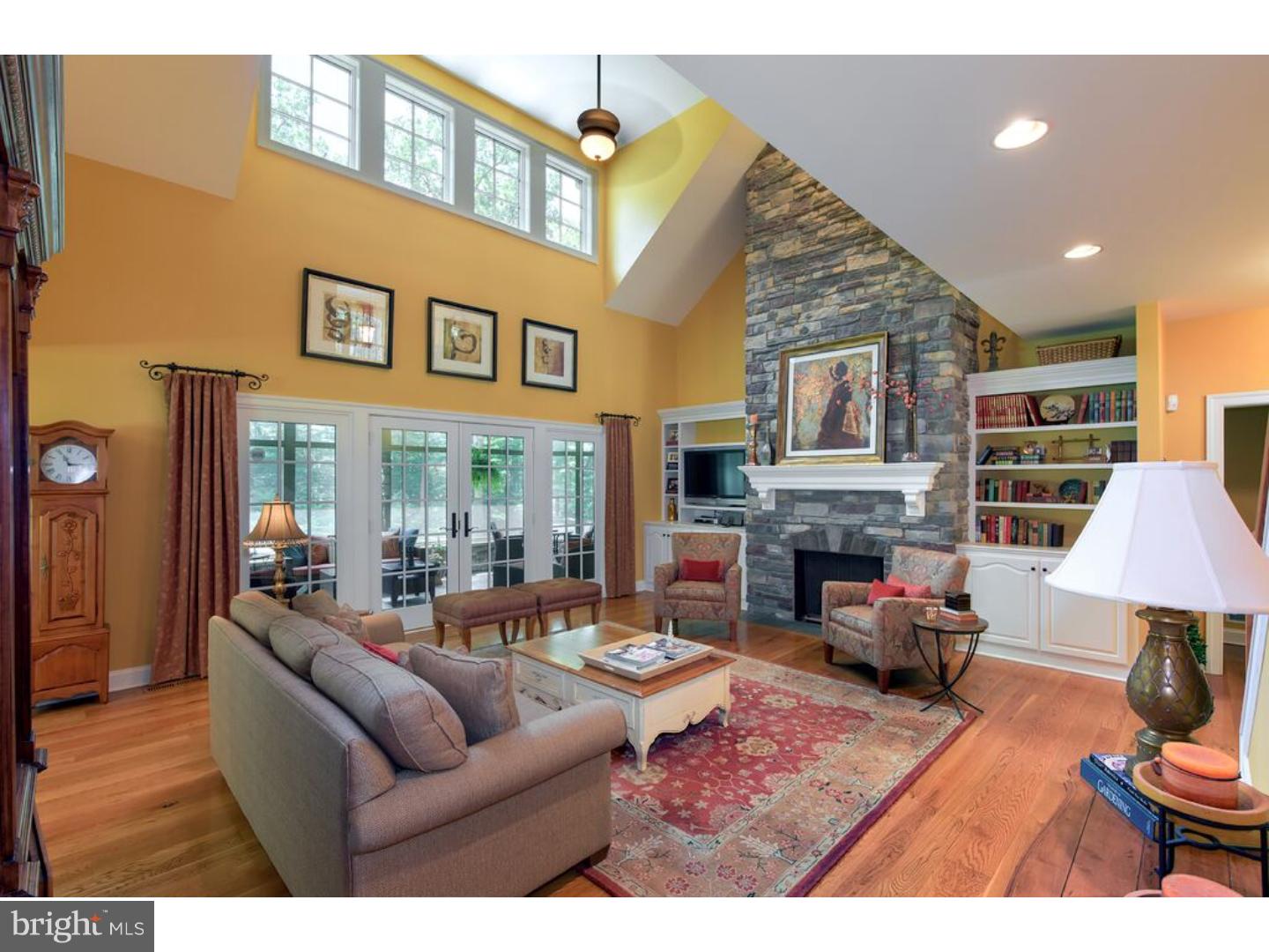 HICKORY HILL - Residential