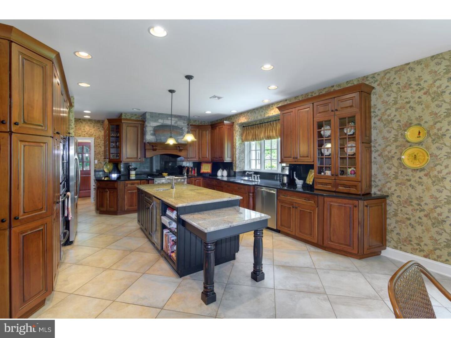 HICKORY HILL - Residential