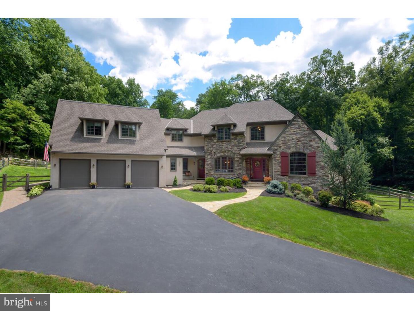 HICKORY HILL - Residential