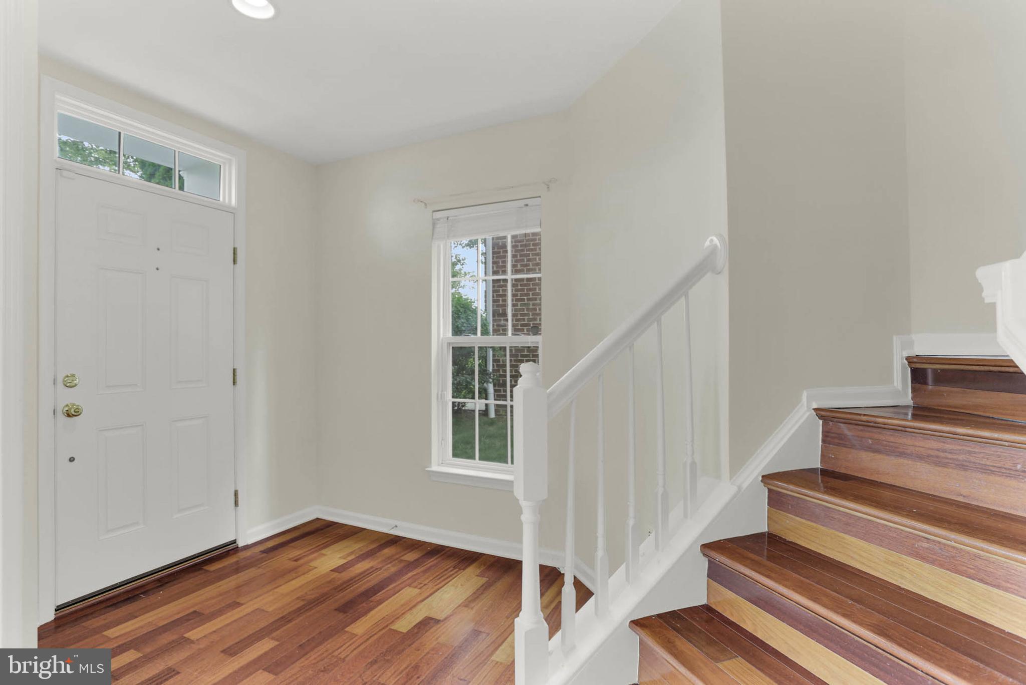 1539 OAKLEY LANE