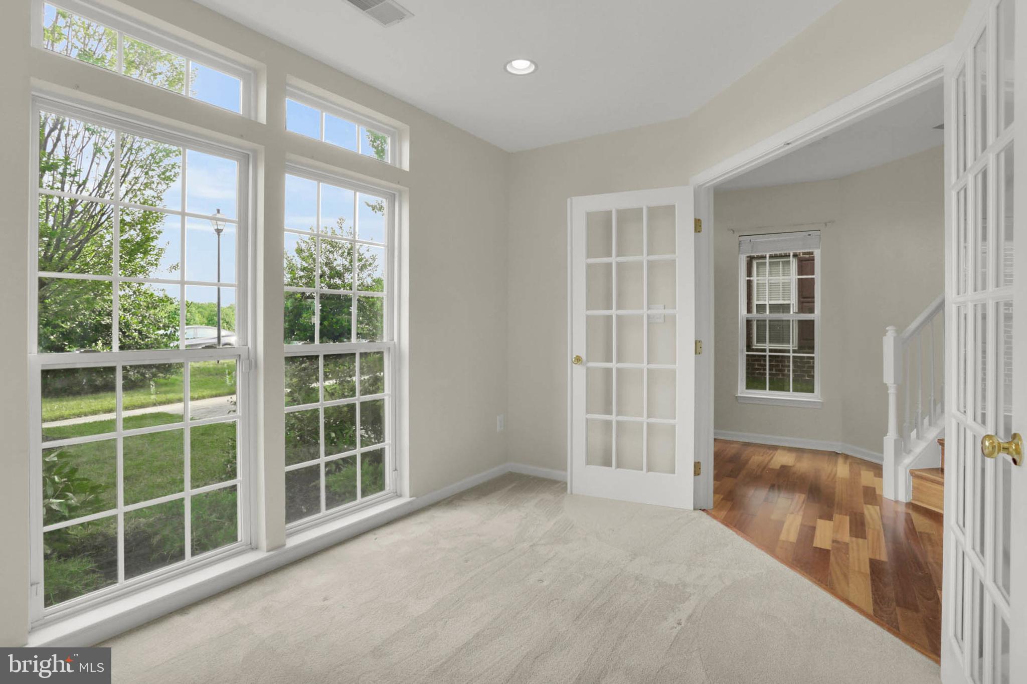 1539 OAKLEY LANE