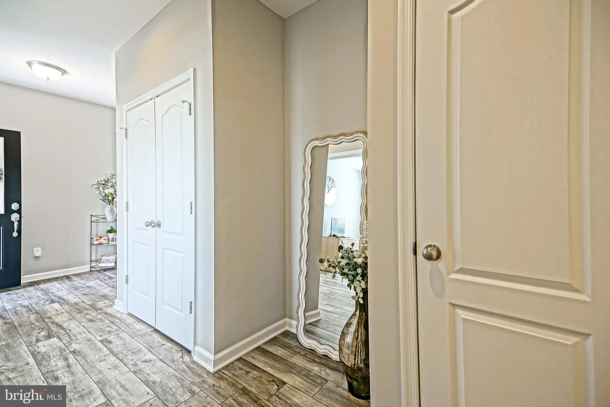 Lewes, Delaware 19958, United States, 3 Bedrooms Bedrooms, ,3 BathroomsBathrooms,Residential,Contingent,202623