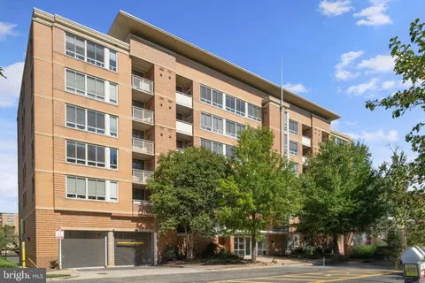 MLS: DCDC2260250