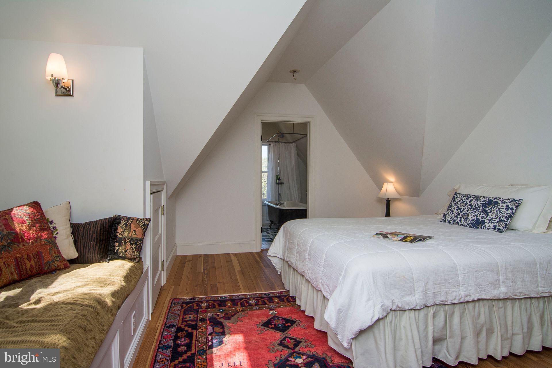 EASTPORT - Residential