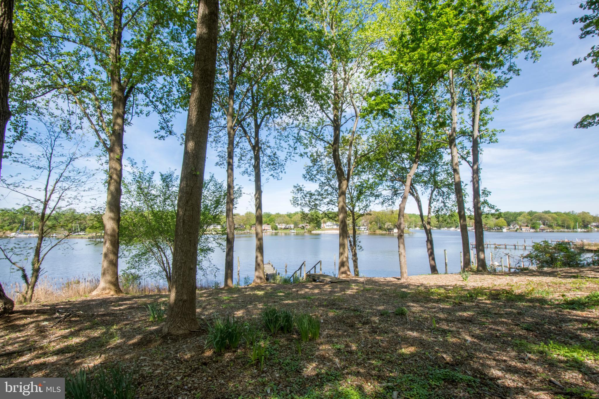 HIDDEN POINT - Residential