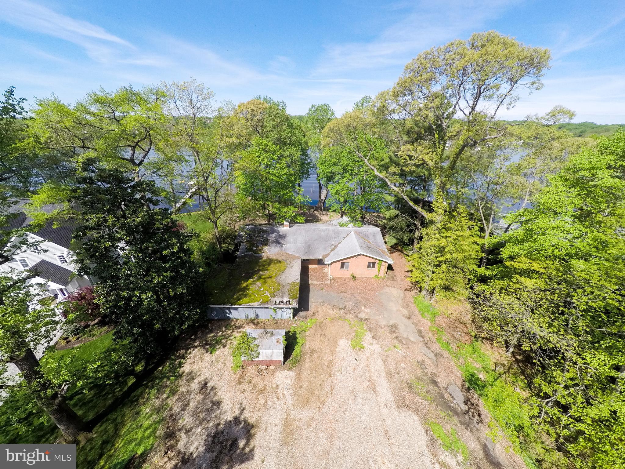 HIDDEN POINT - Residential