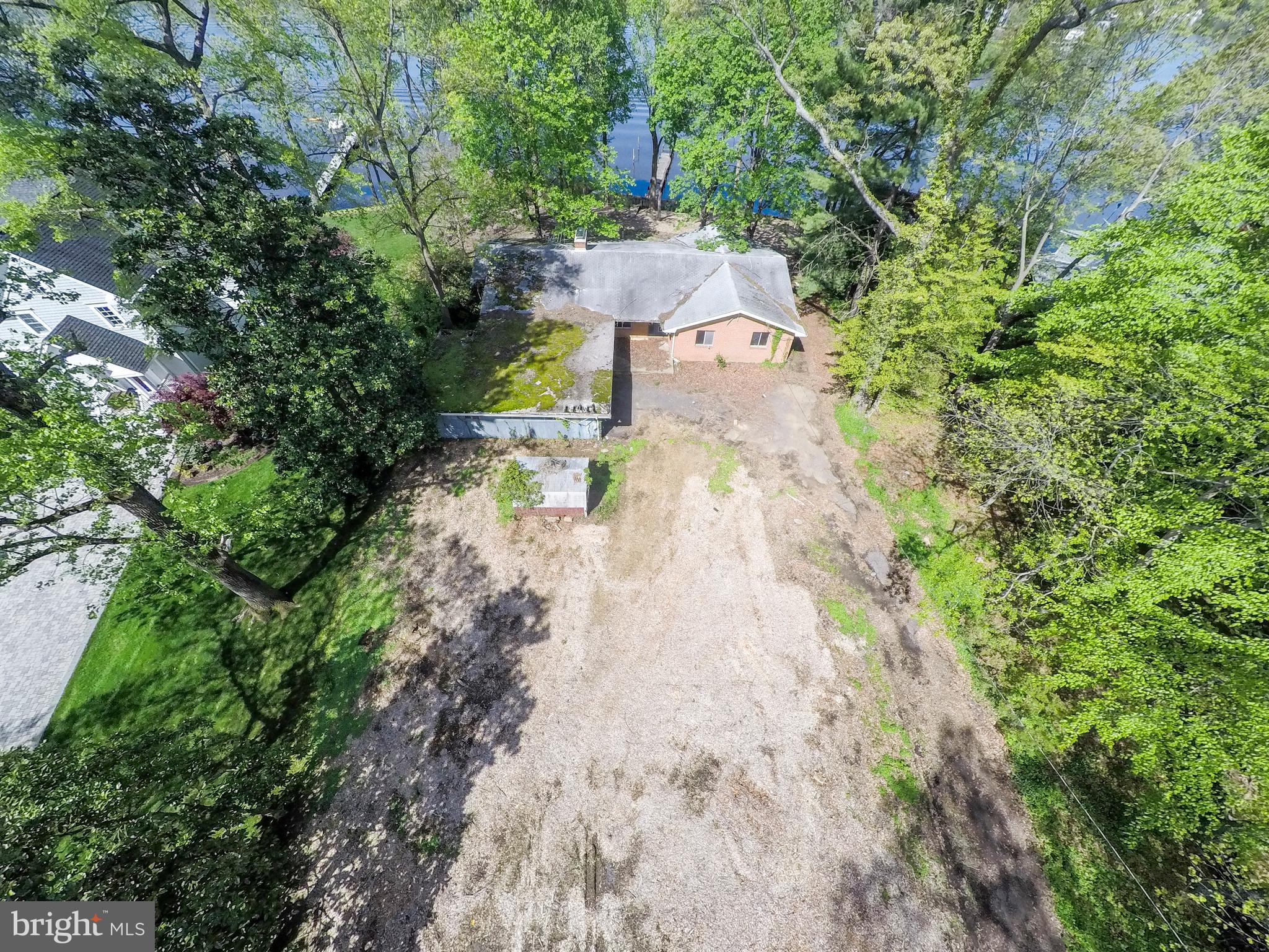 HIDDEN POINT - Residential