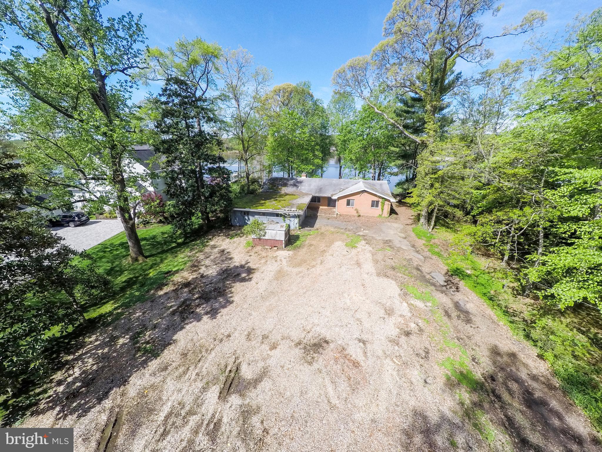 HIDDEN POINT - Residential