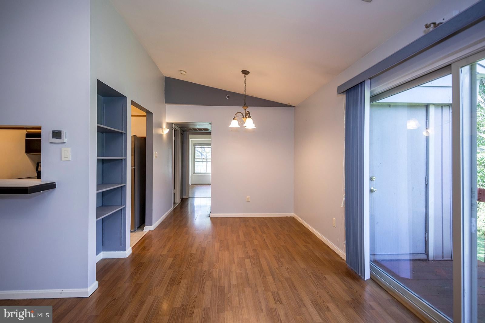 6 CEDAR VALLEY PLACE 302