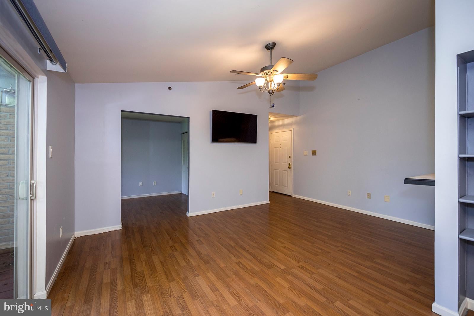 6 CEDAR VALLEY PLACE 302