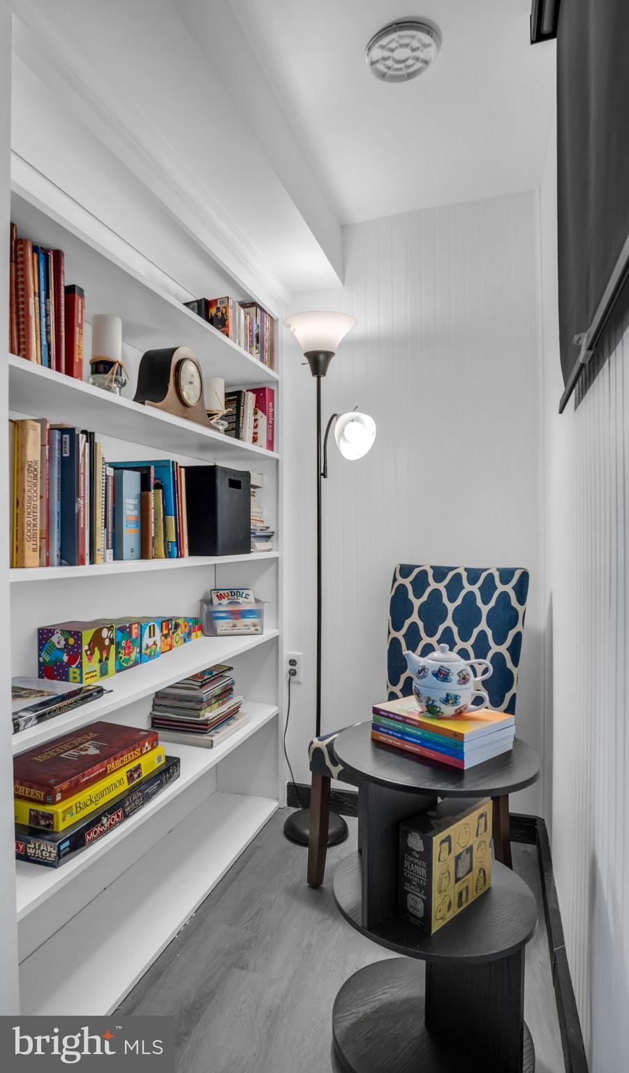 LAKE HERITAGE - Residential