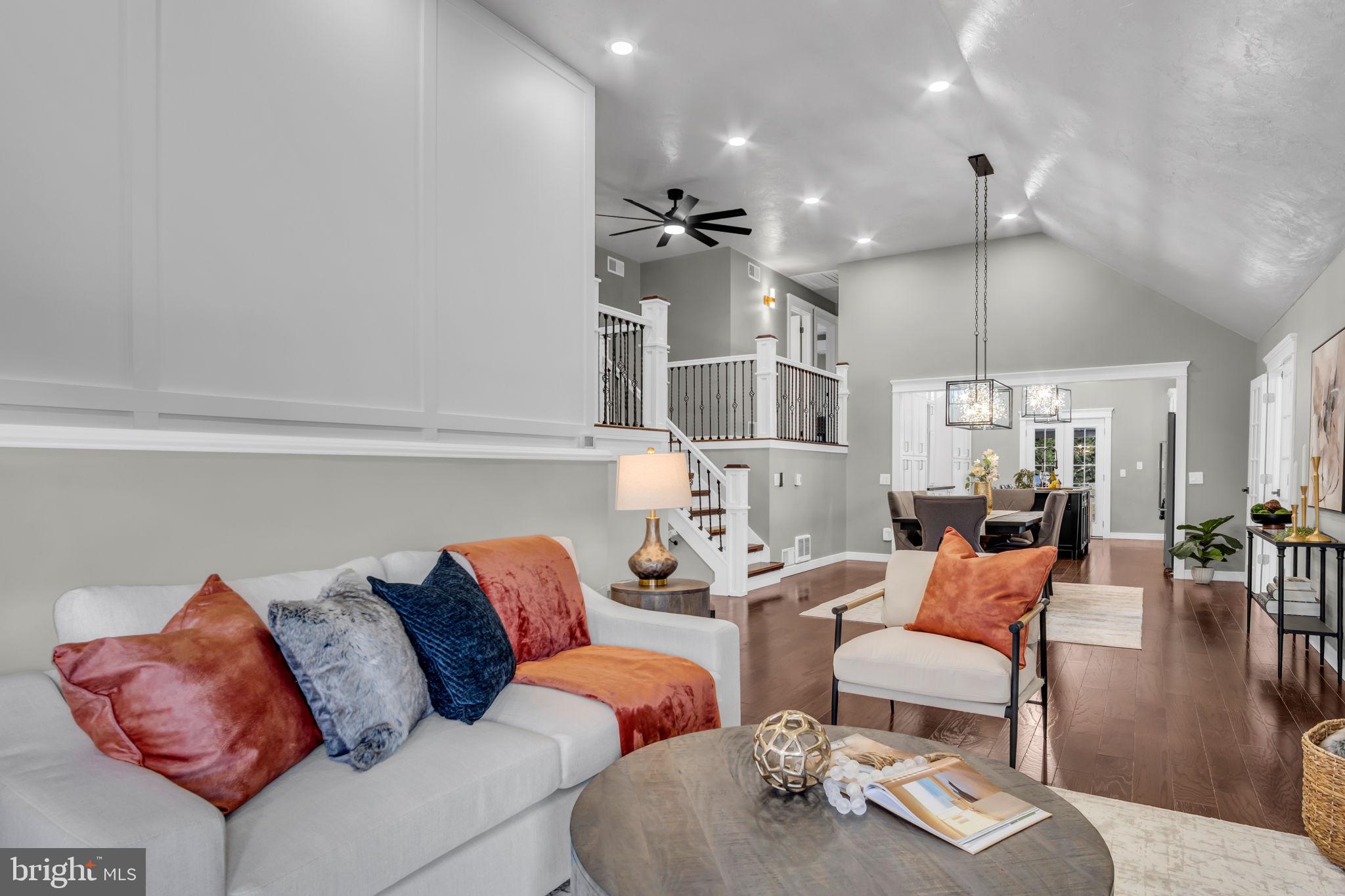 LAKE HERITAGE - Residential