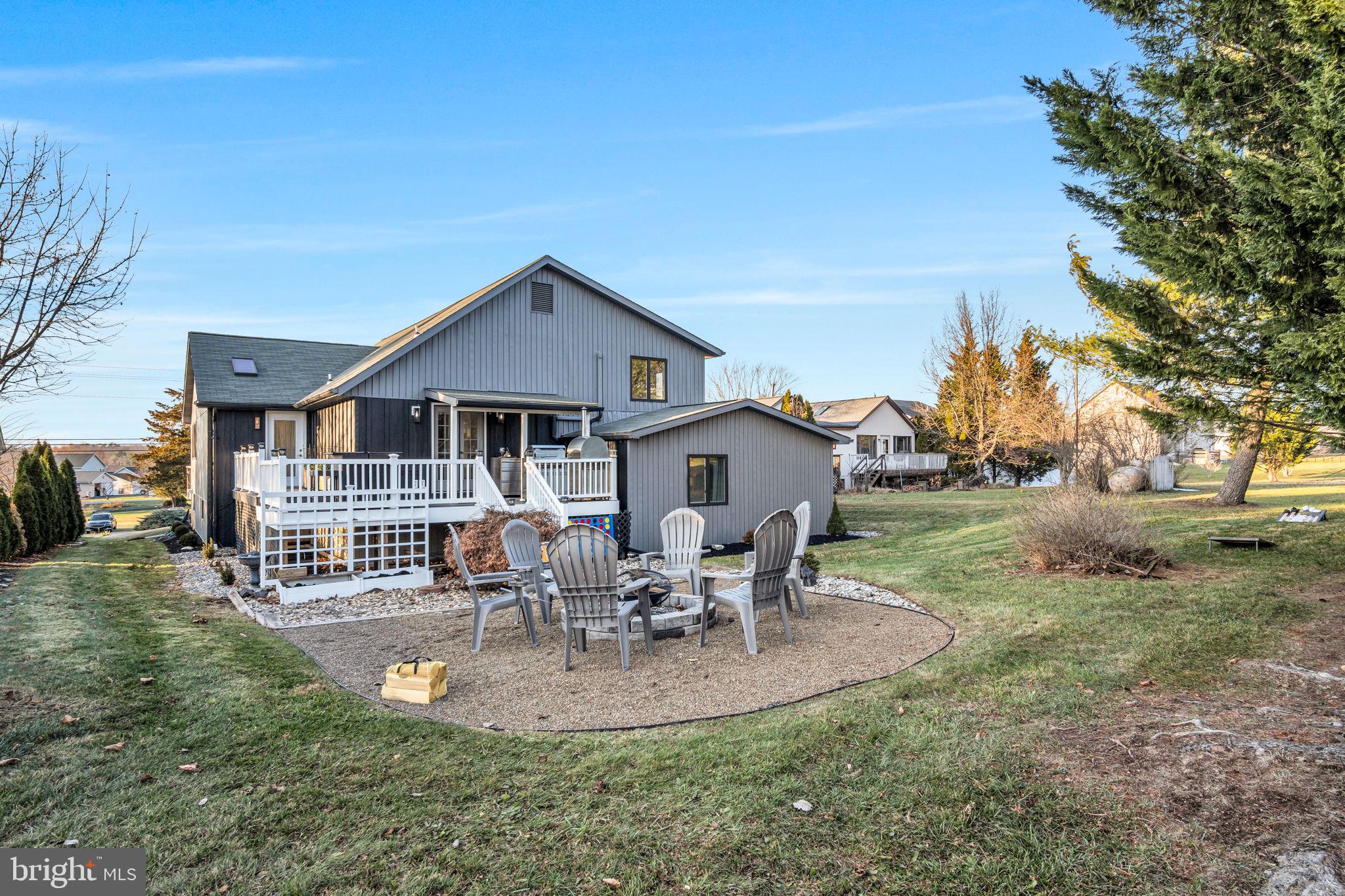 LAKE HERITAGE - Residential