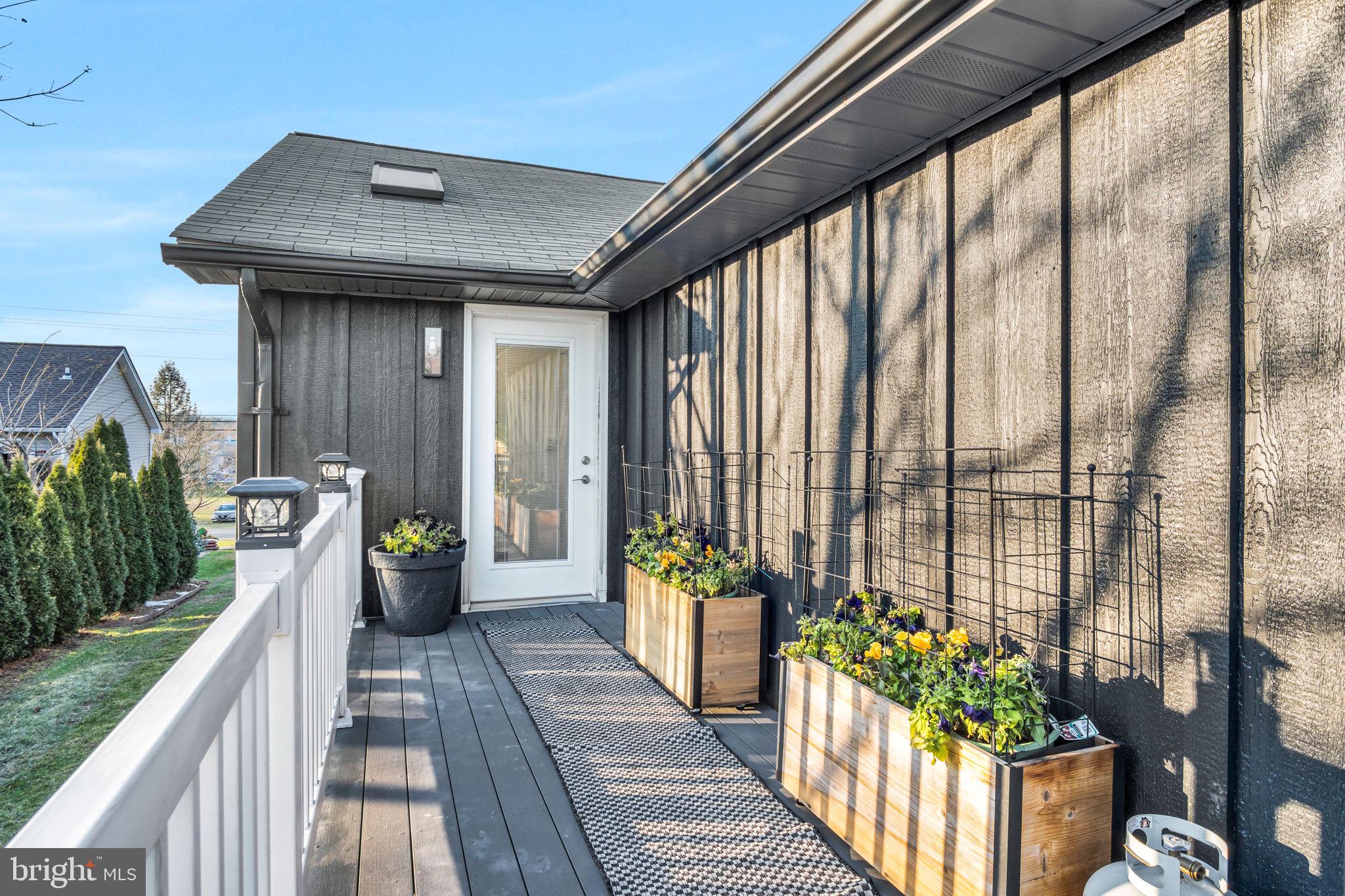 LAKE HERITAGE - Residential