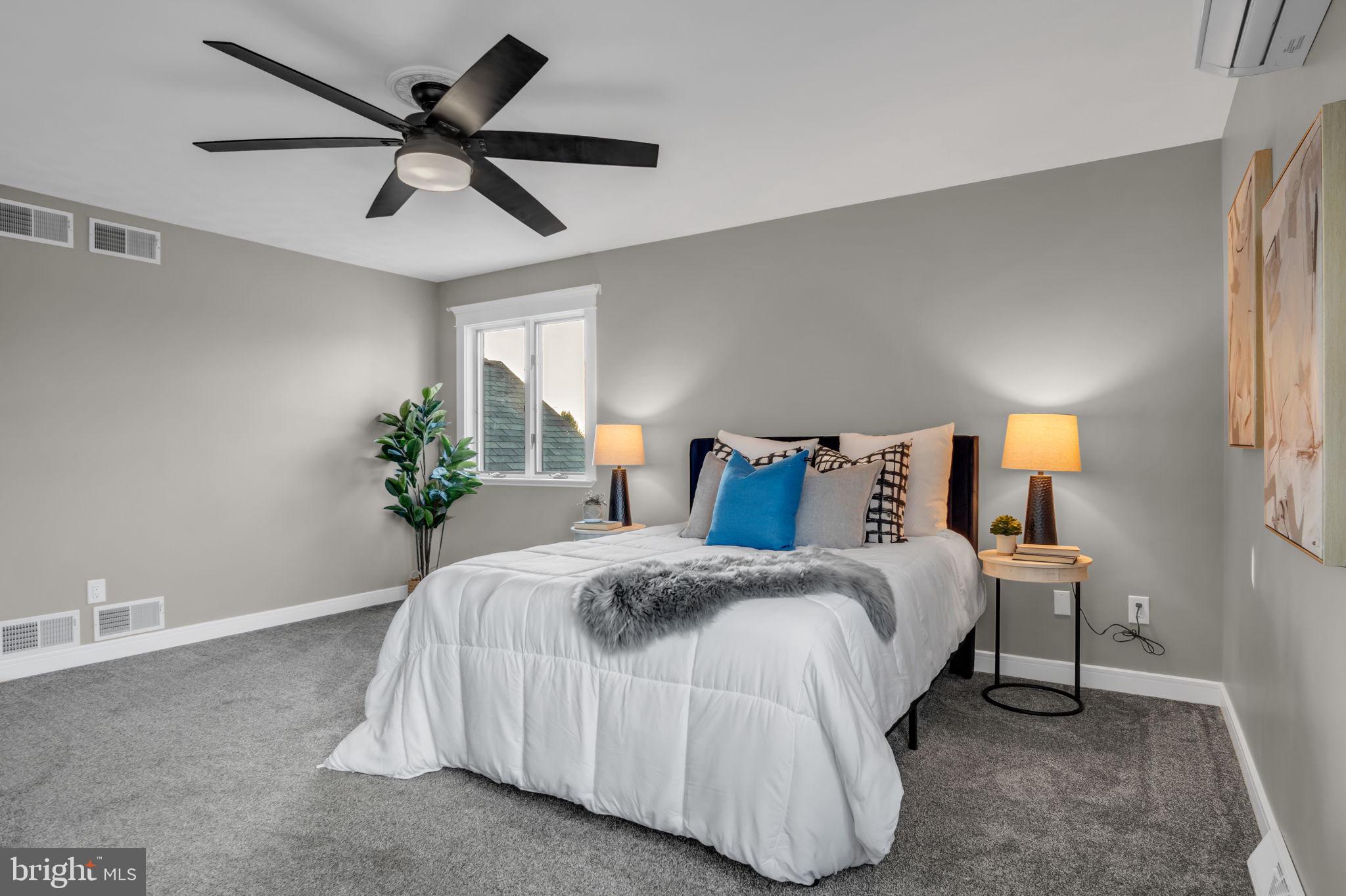 LAKE HERITAGE - Residential