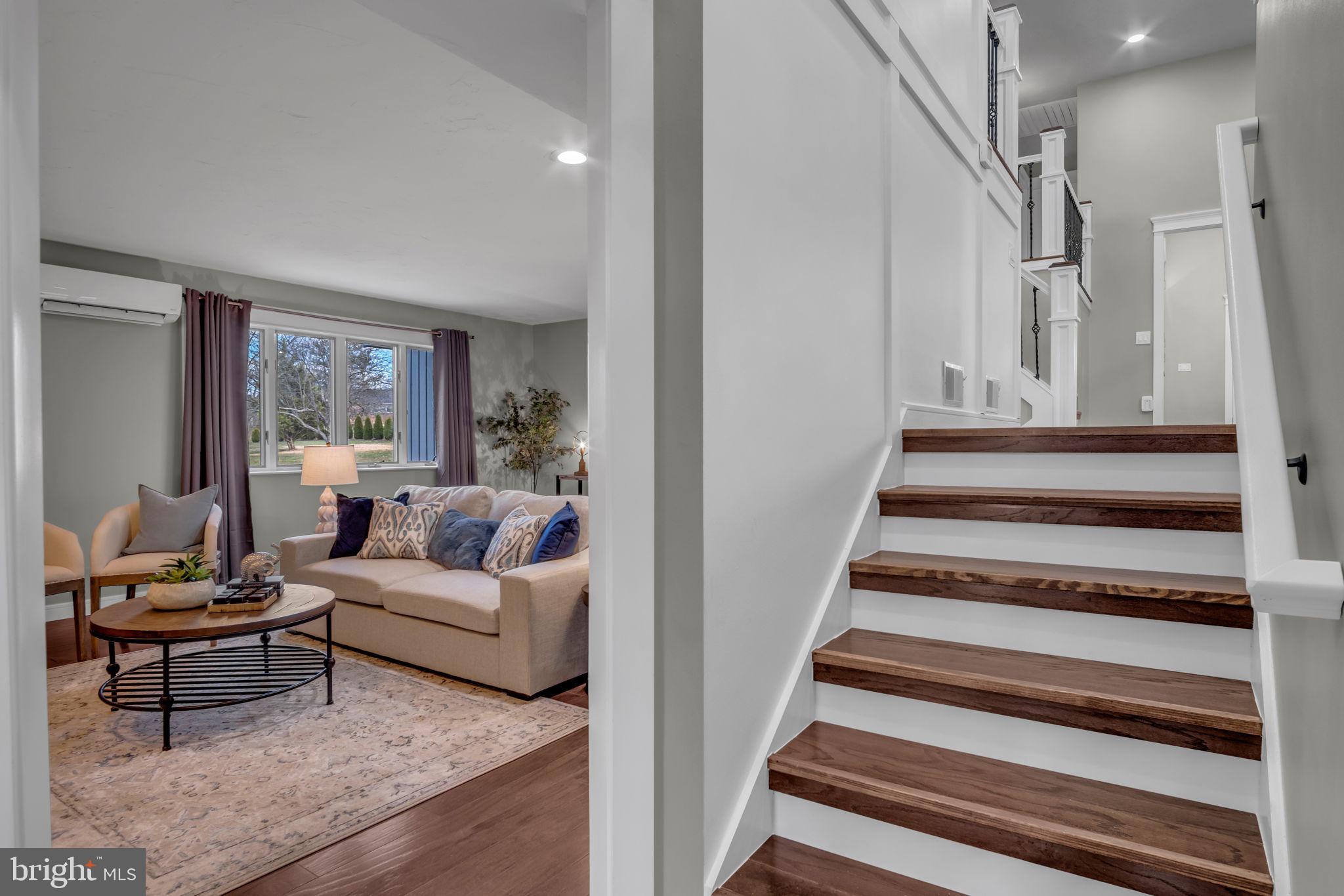 LAKE HERITAGE - Residential