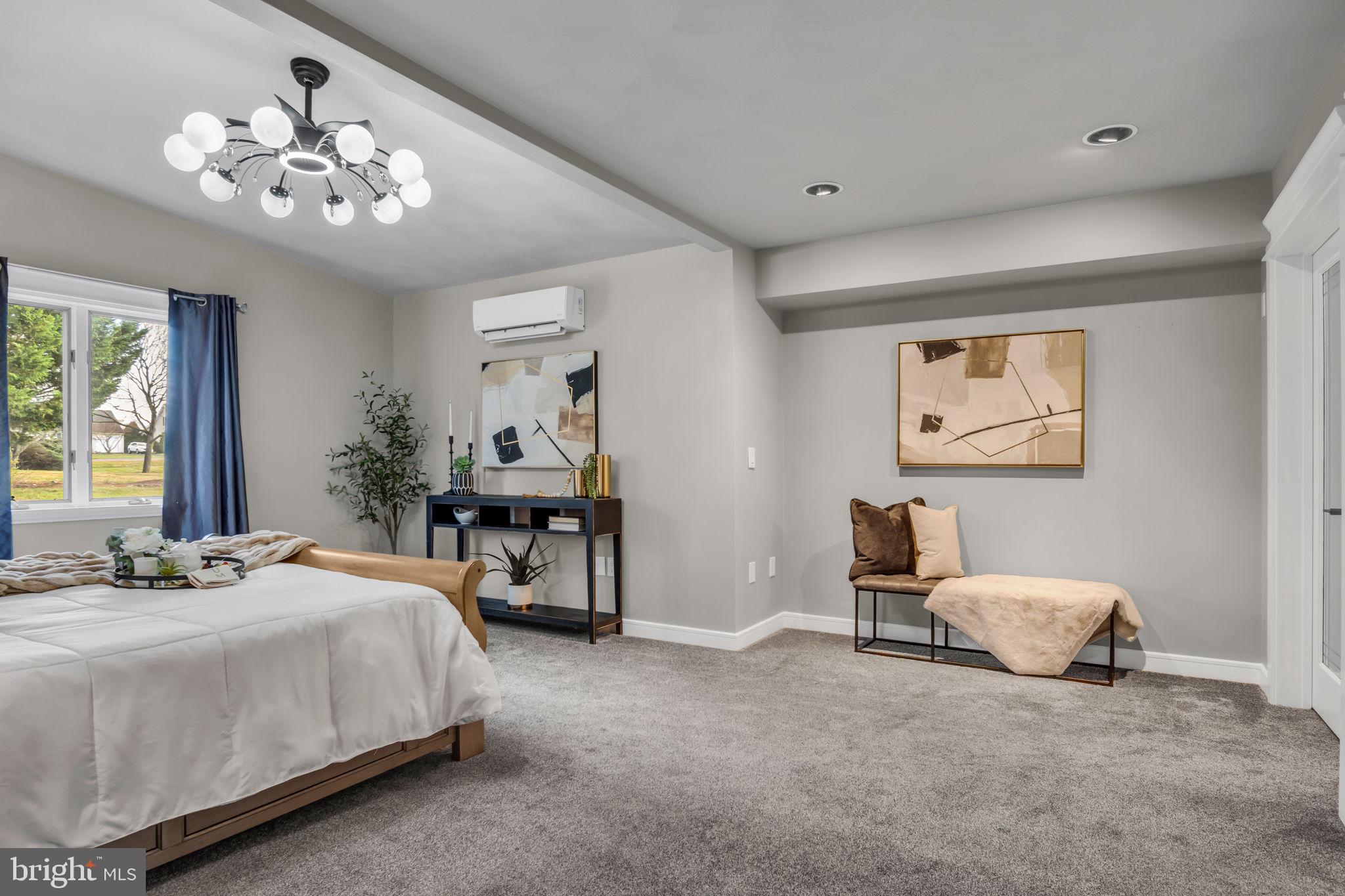 LAKE HERITAGE - Residential