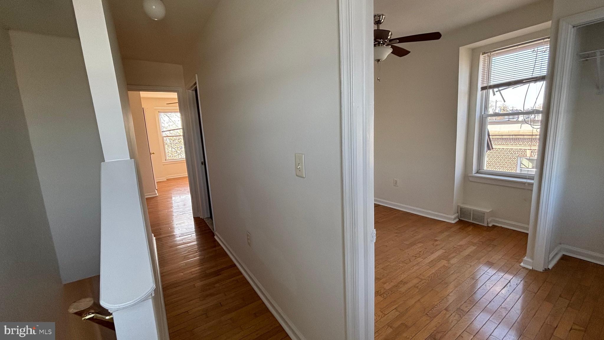 UNIVERSITY CITY - Residential Income