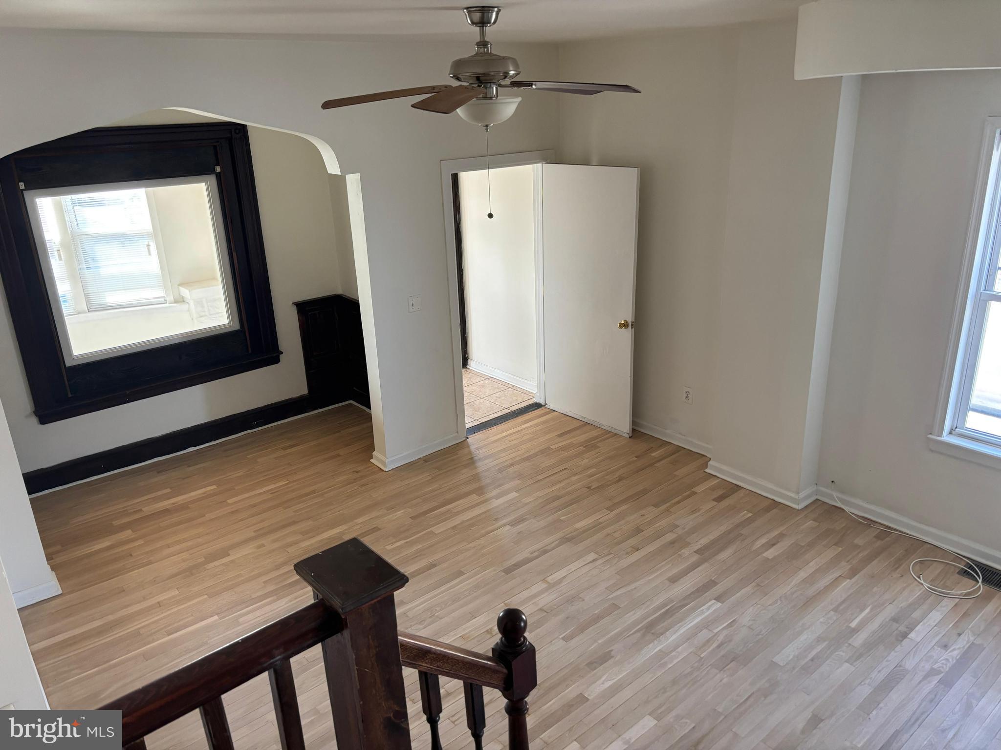 UNIVERSITY CITY - Residential Income