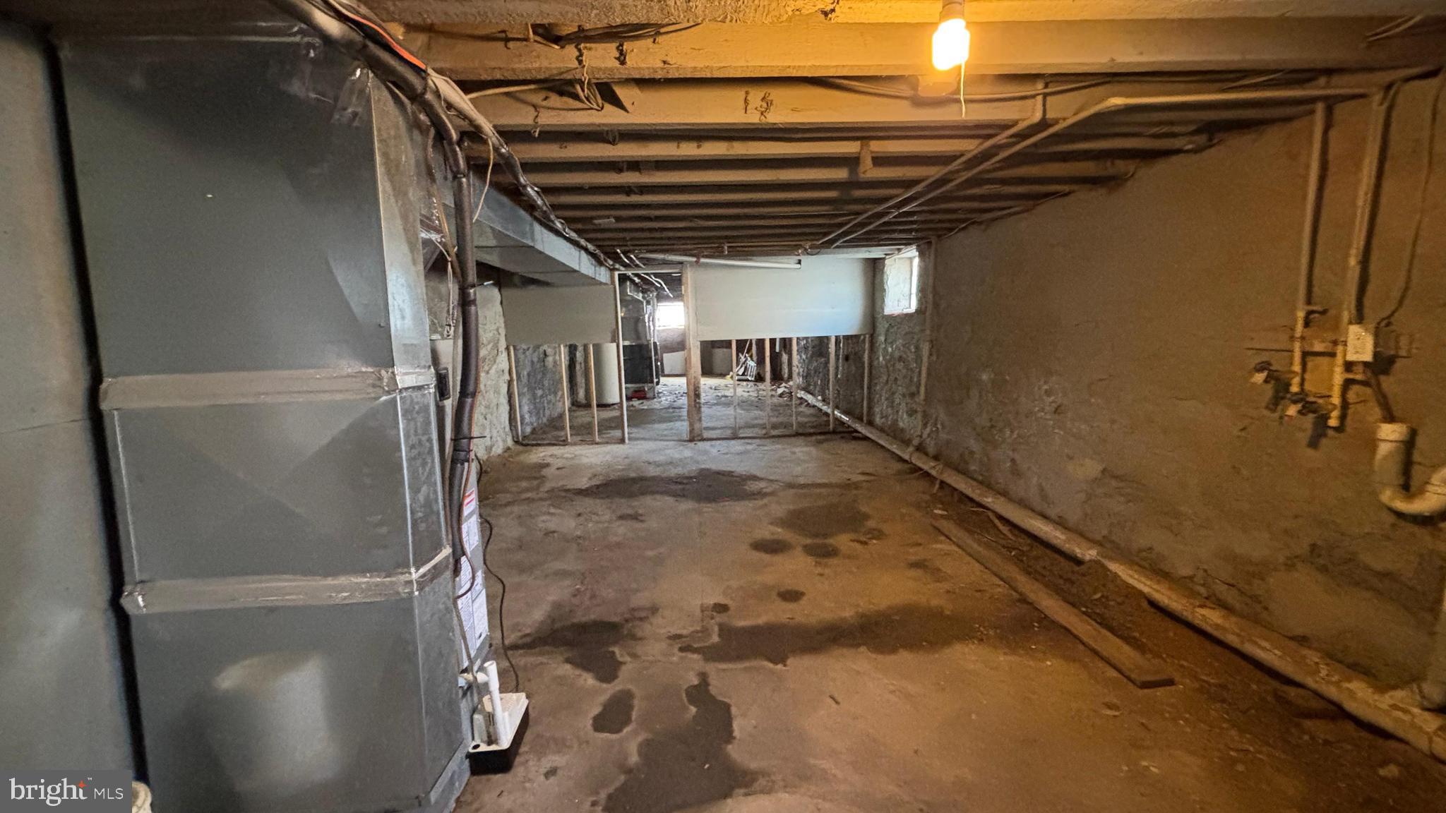 UNIVERSITY CITY - Residential Income