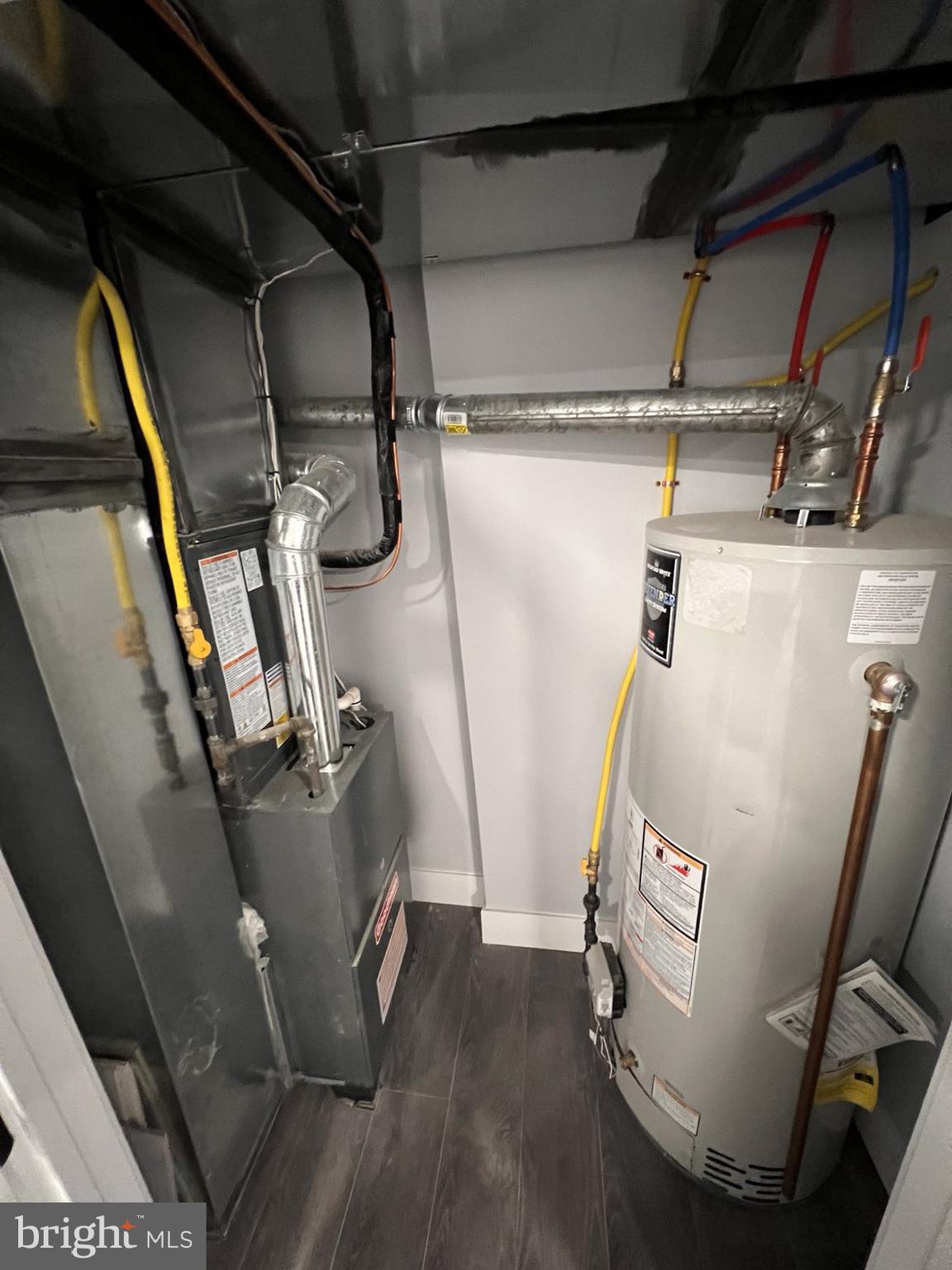 WEST OAK LANE - Residential