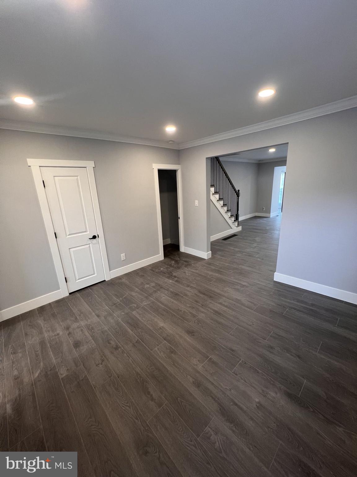 WEST OAK LANE - Residential