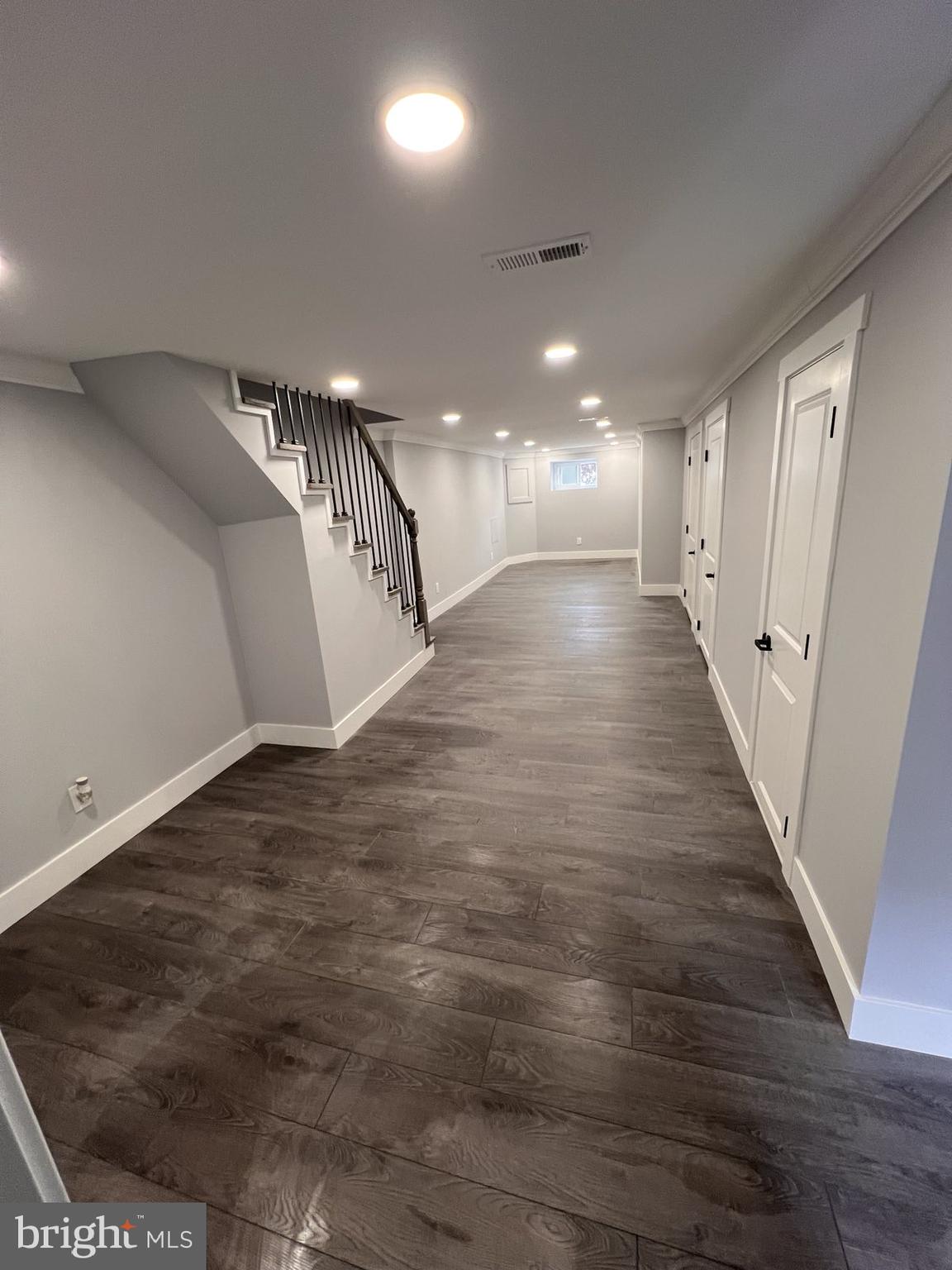 WEST OAK LANE - Residential