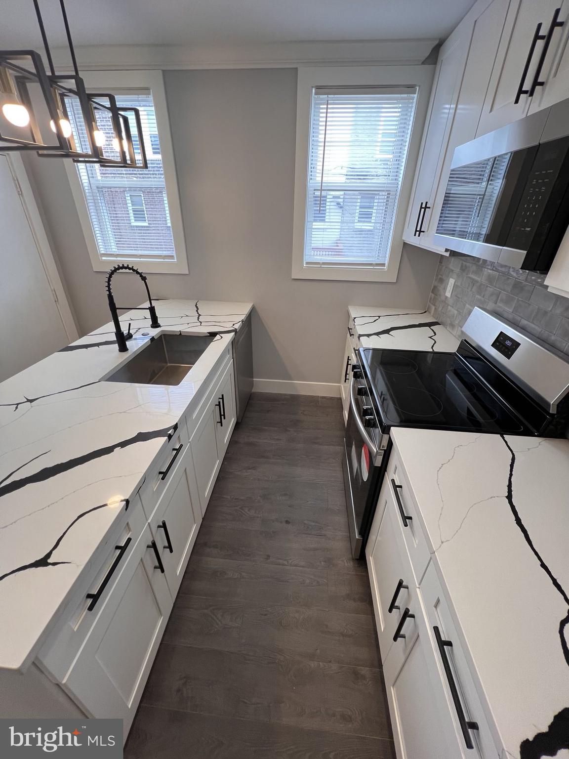 WEST OAK LANE - Residential