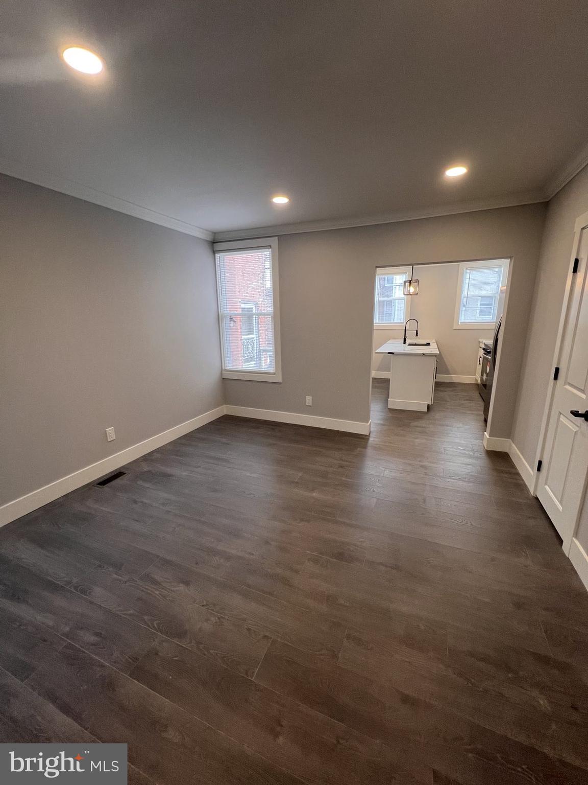 WEST OAK LANE - Residential