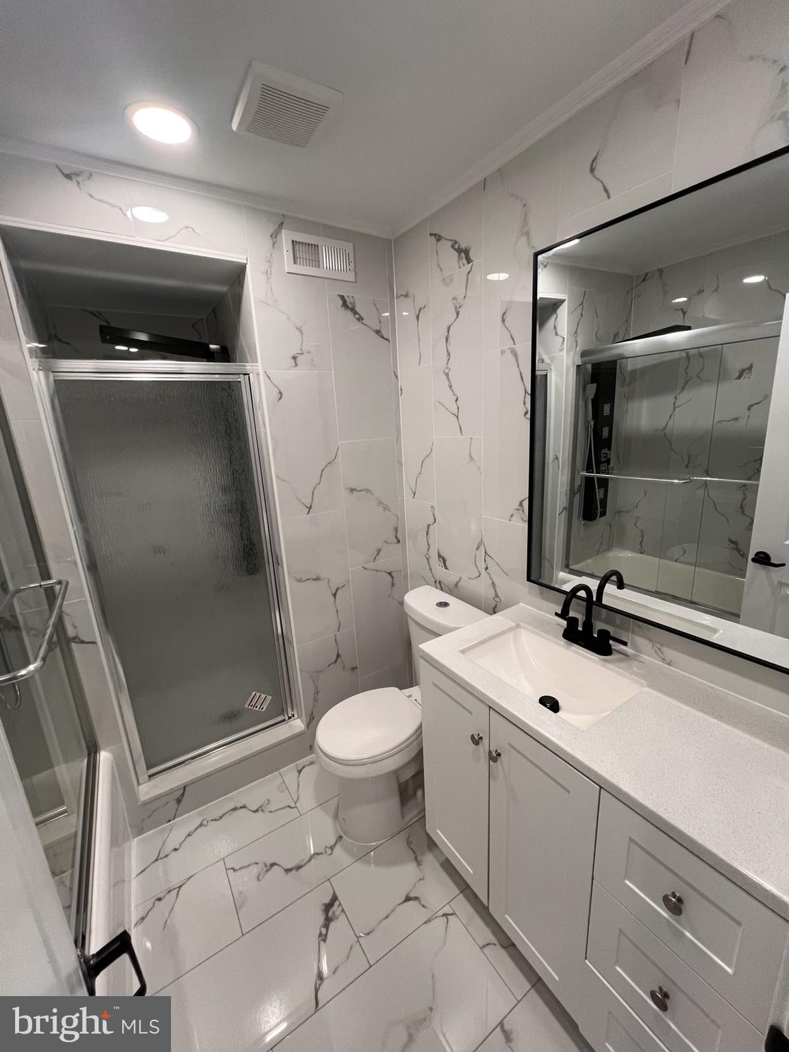 WEST OAK LANE - Residential