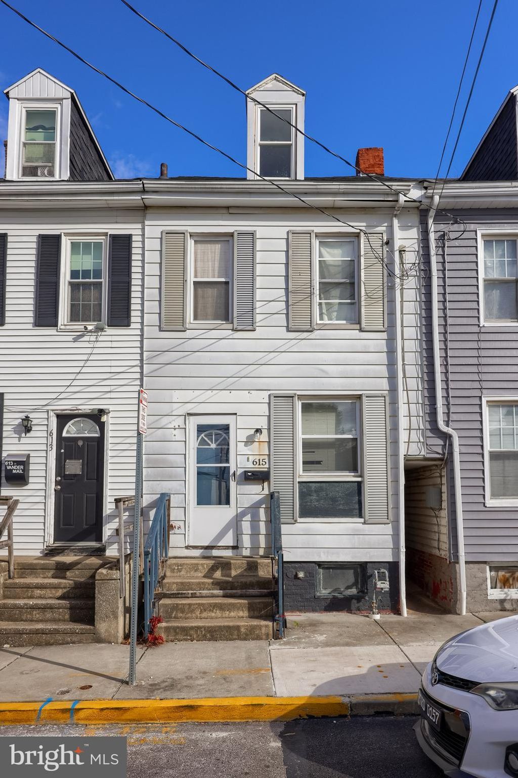 Photo of 615 Vander Avenue, YORK, PA 17403 (MLS # PAYK2093958)