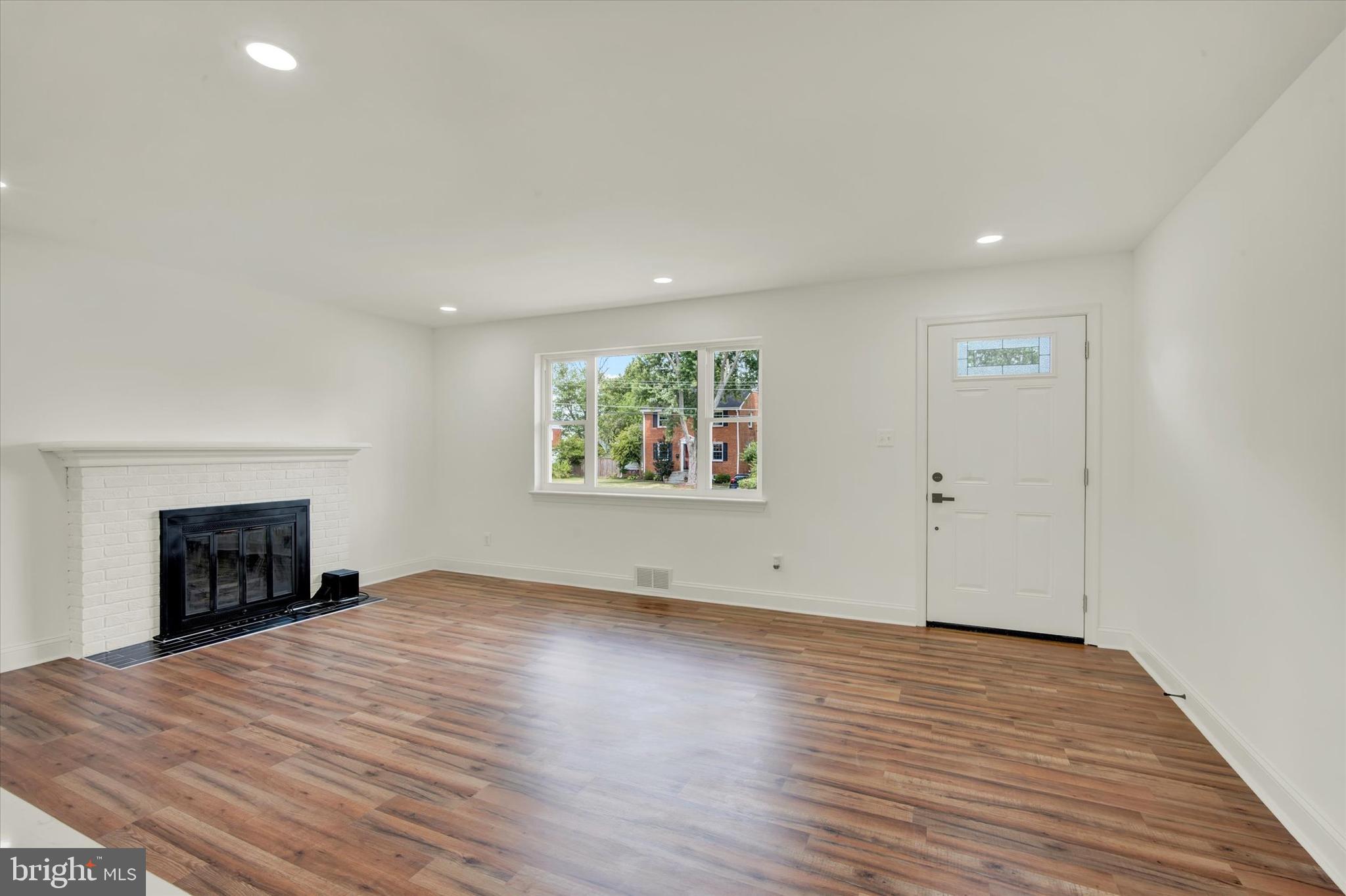 SPRINGFIELD - Residential