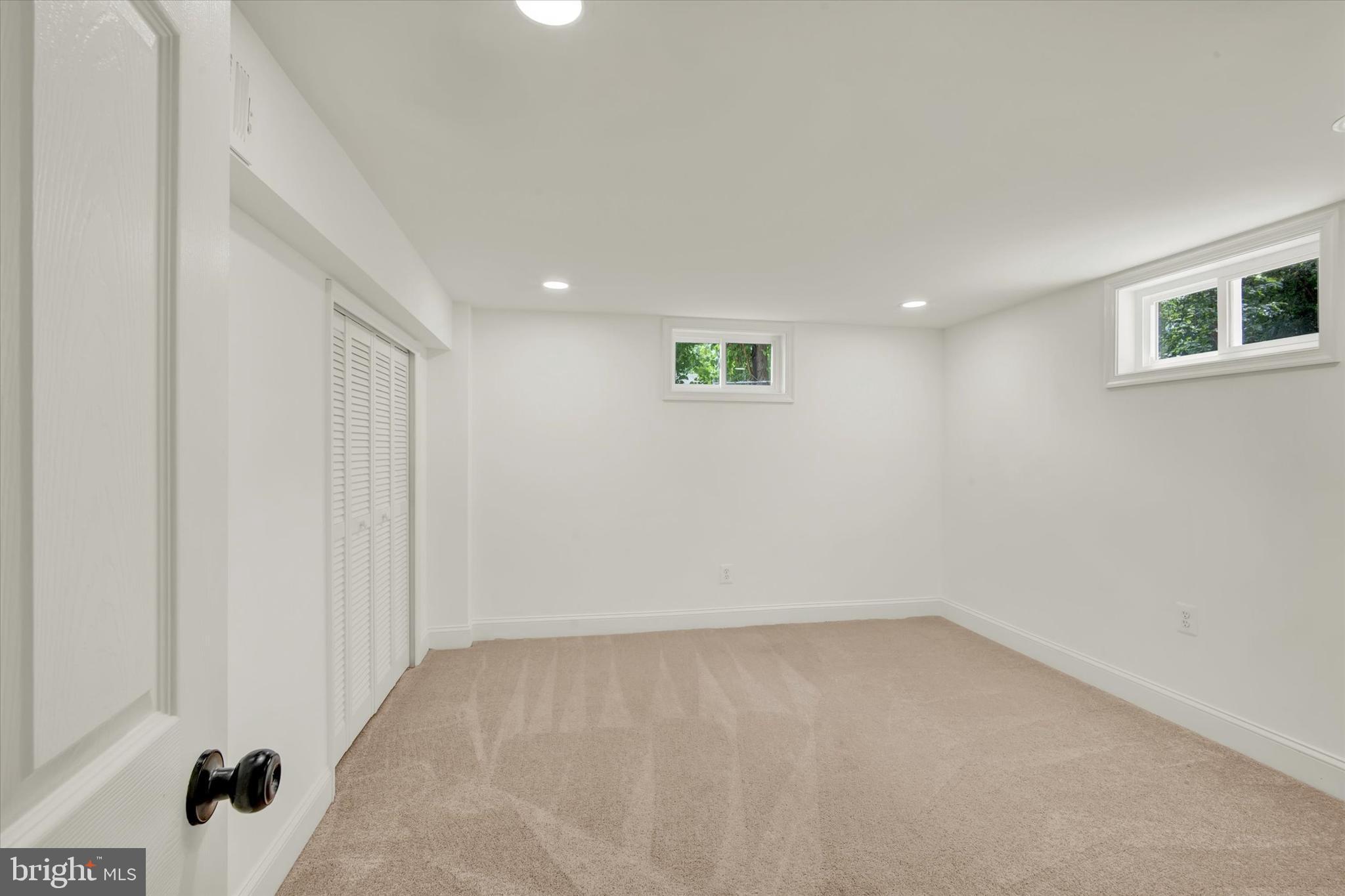 SPRINGFIELD - Residential