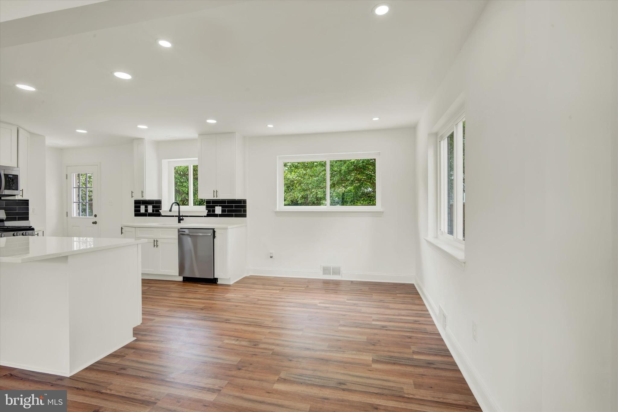 SPRINGFIELD - Residential