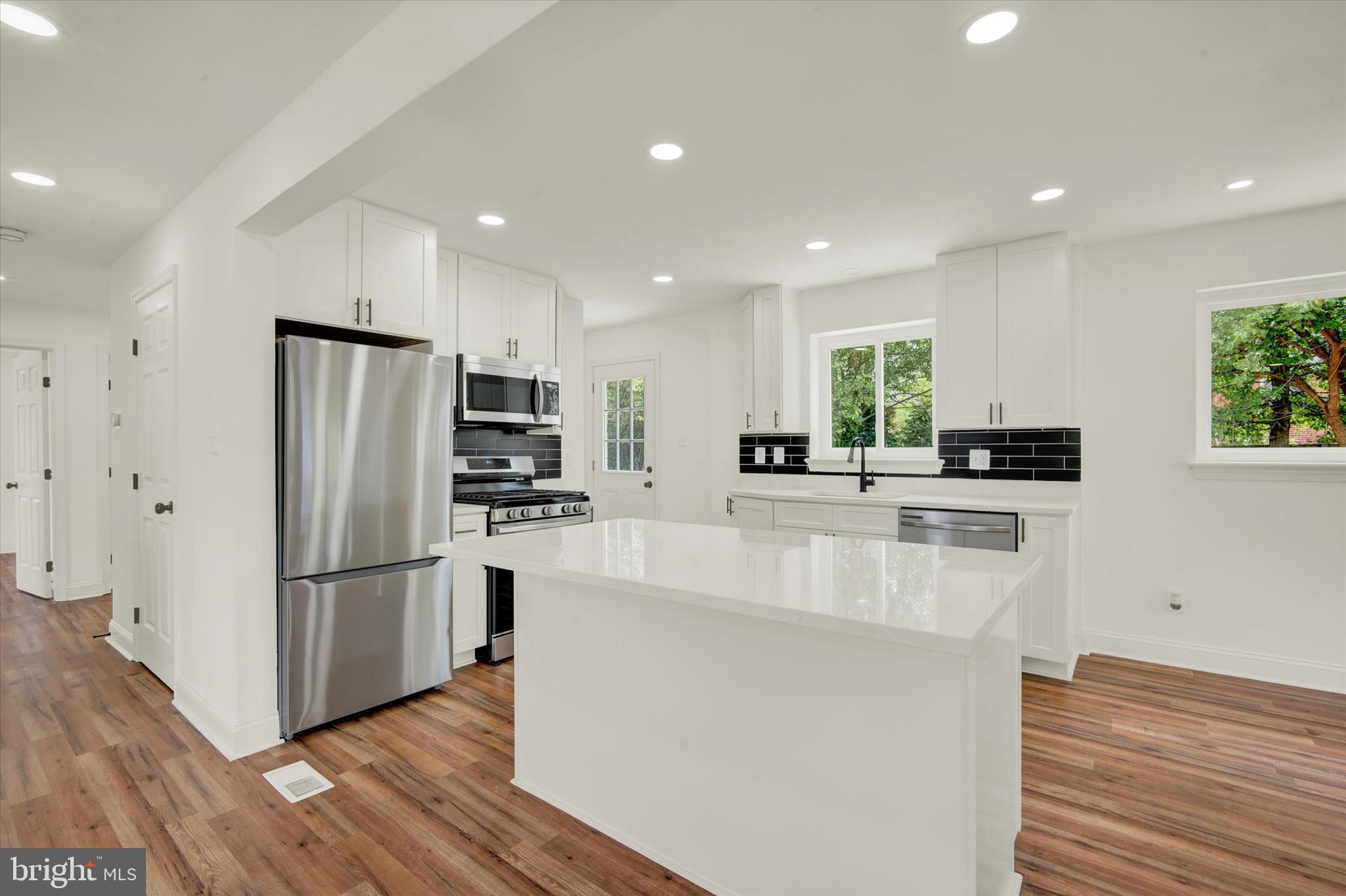 SPRINGFIELD - Residential