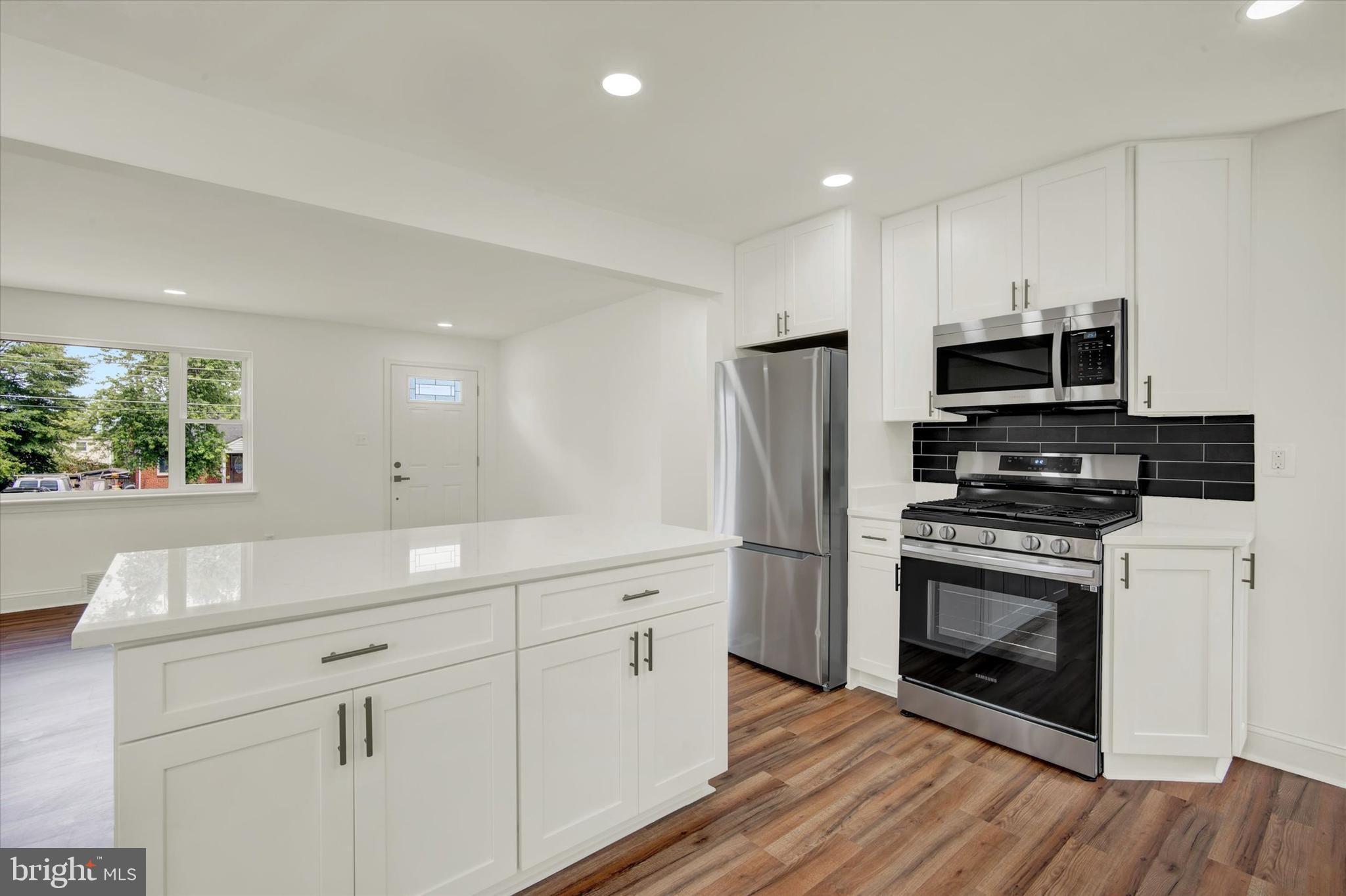 SPRINGFIELD - Residential